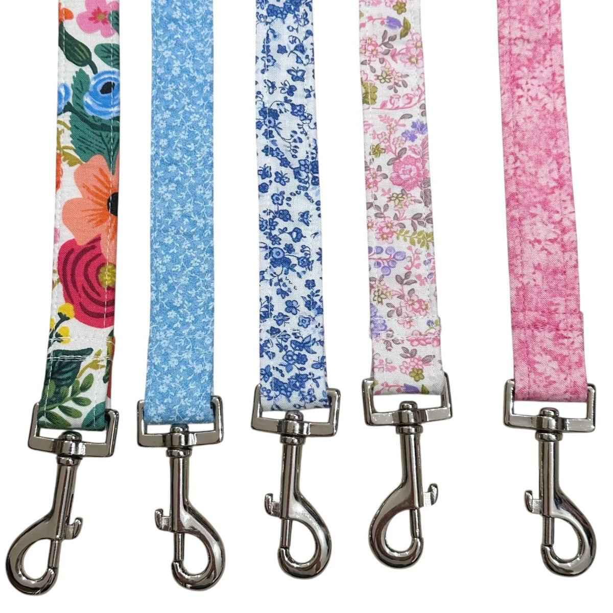 Heads or Tails Pup Blue Floral Toile Dog Leash