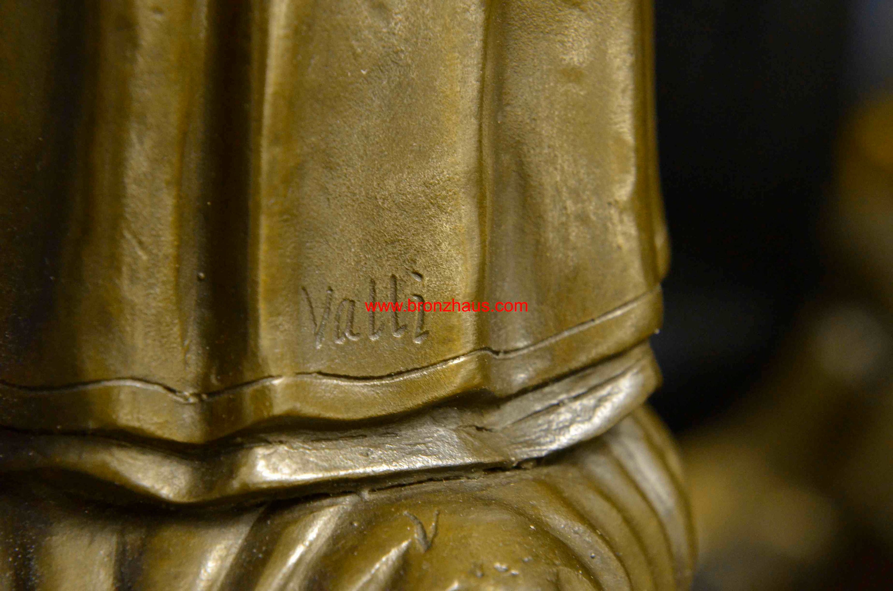 Bronze Art Metal Sculpture Religious Crowned Virgin Mary Bird Figurine Statue NR