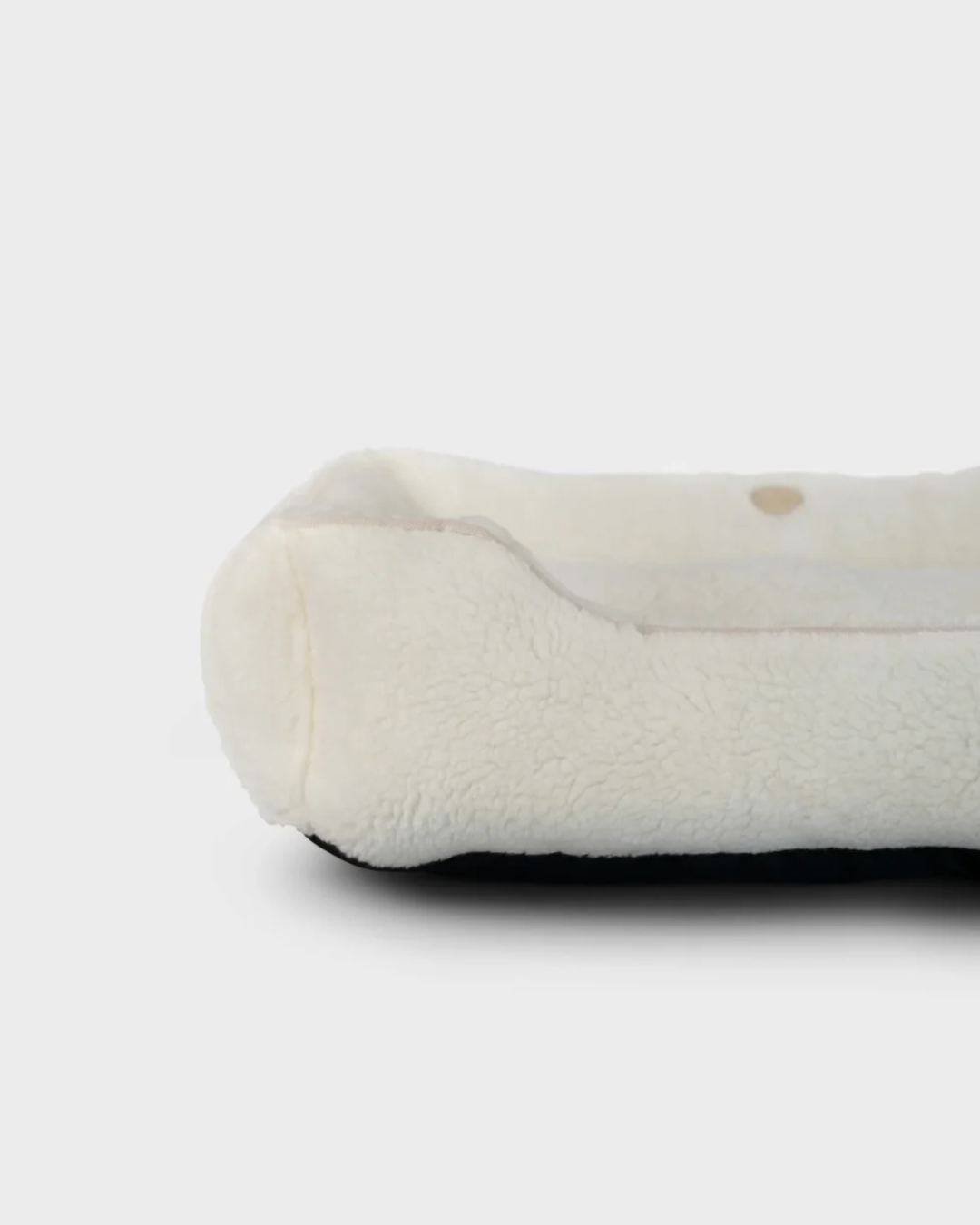 Chester & Lee | Furry Sleeper Dog Bed Beige | HT Animal Supply