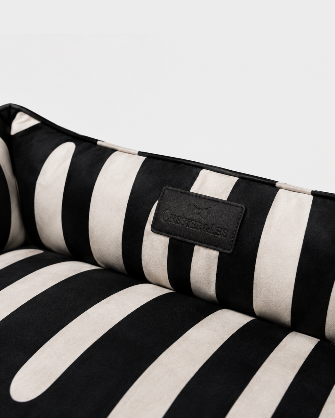 Chester & Lee Velvet Sleeper Dog Bed Black Abstract