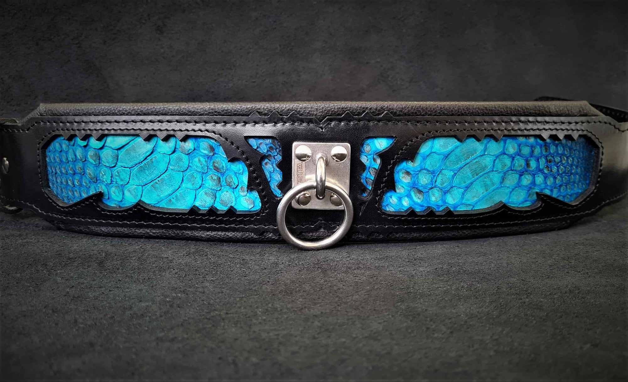 Bestia Morelia Python Leather Dog Collar