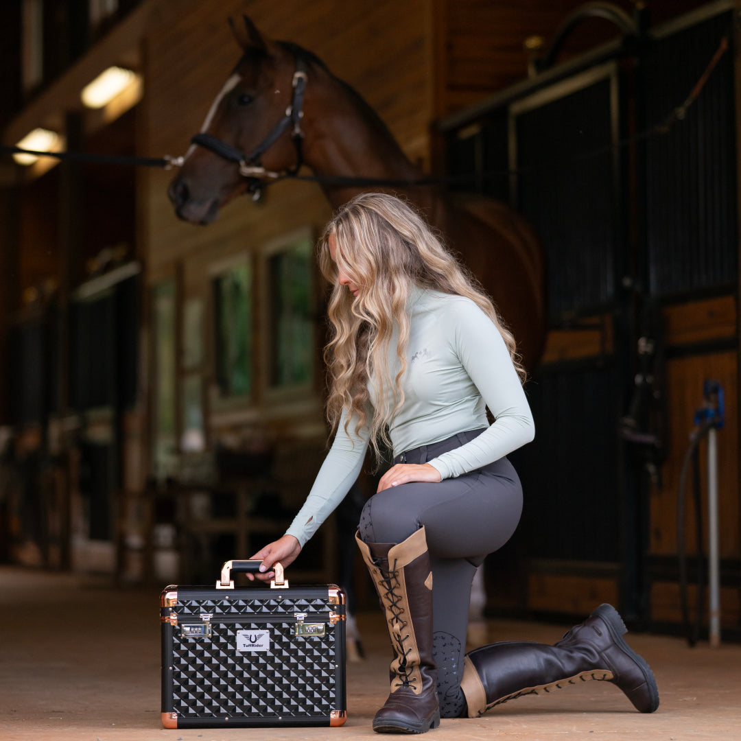 TuffRider Aluminum Diamond Grooming Box