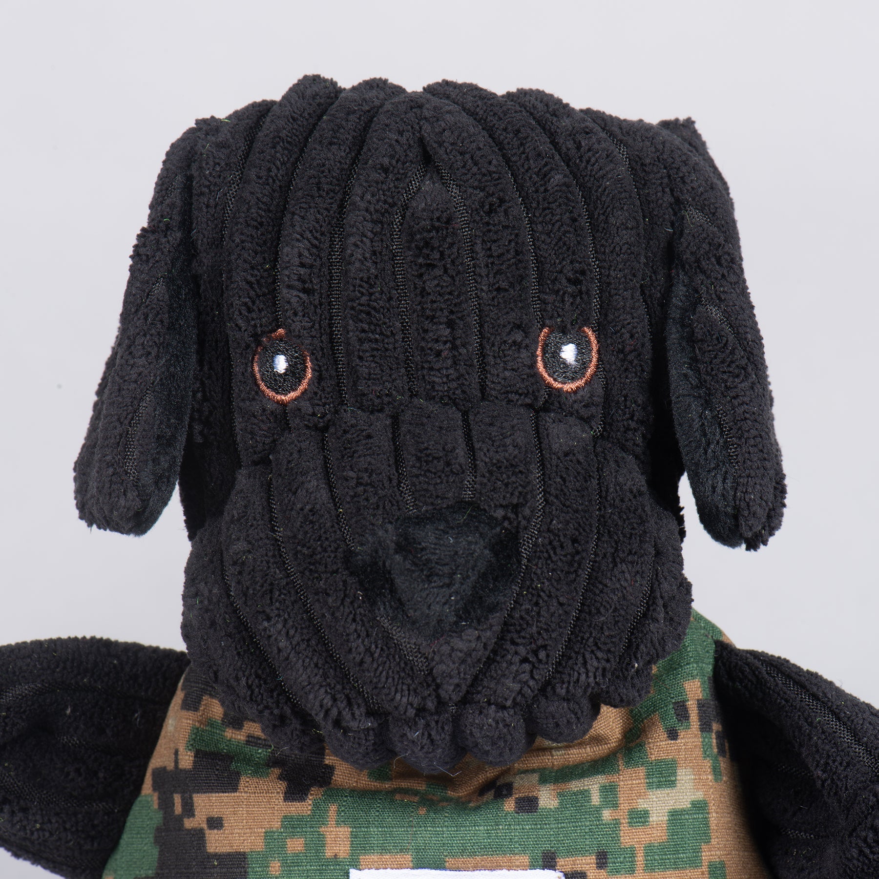 HuggleCauseTM, Warrior Canine Connection, Black Lab Luke Knottie Plush Dog Toy, Large