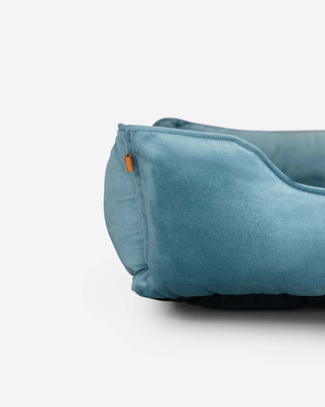 Chester & Lee | Vibrant Velvet Sleeper Dog Bed Tiffany | HT Animal Supply