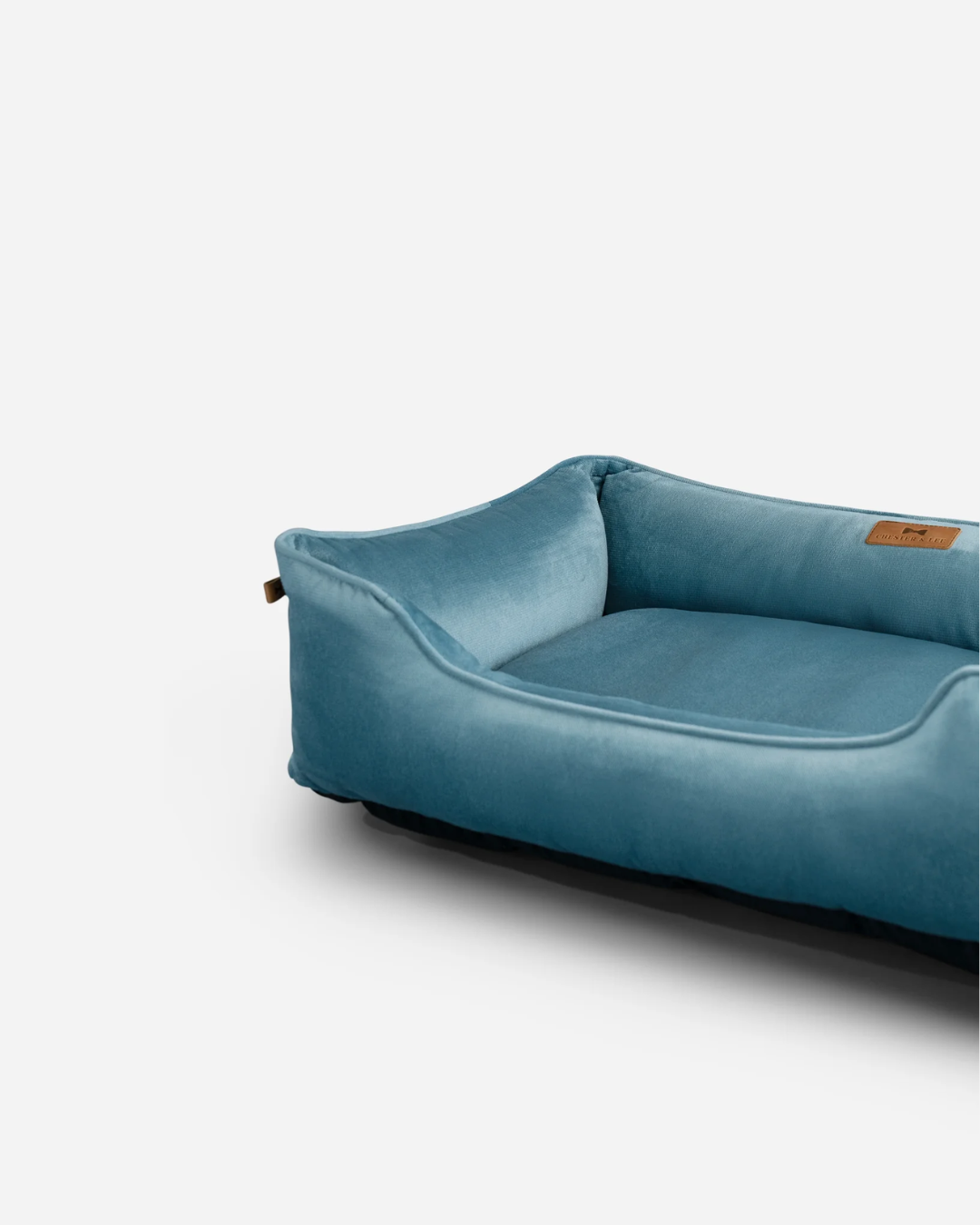 Chester & Lee | Vibrant Velvet Sleeper Dog Bed Tiffany | HT Animal Supply