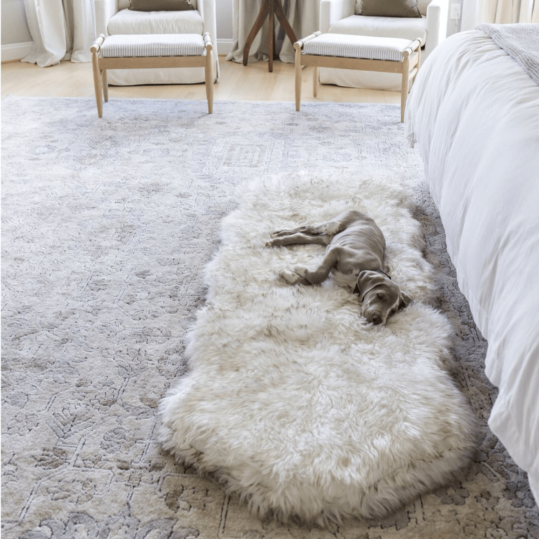 PupRug Runner Faux Fur Memory Foam Dog Bed Curve White with Brown Accents