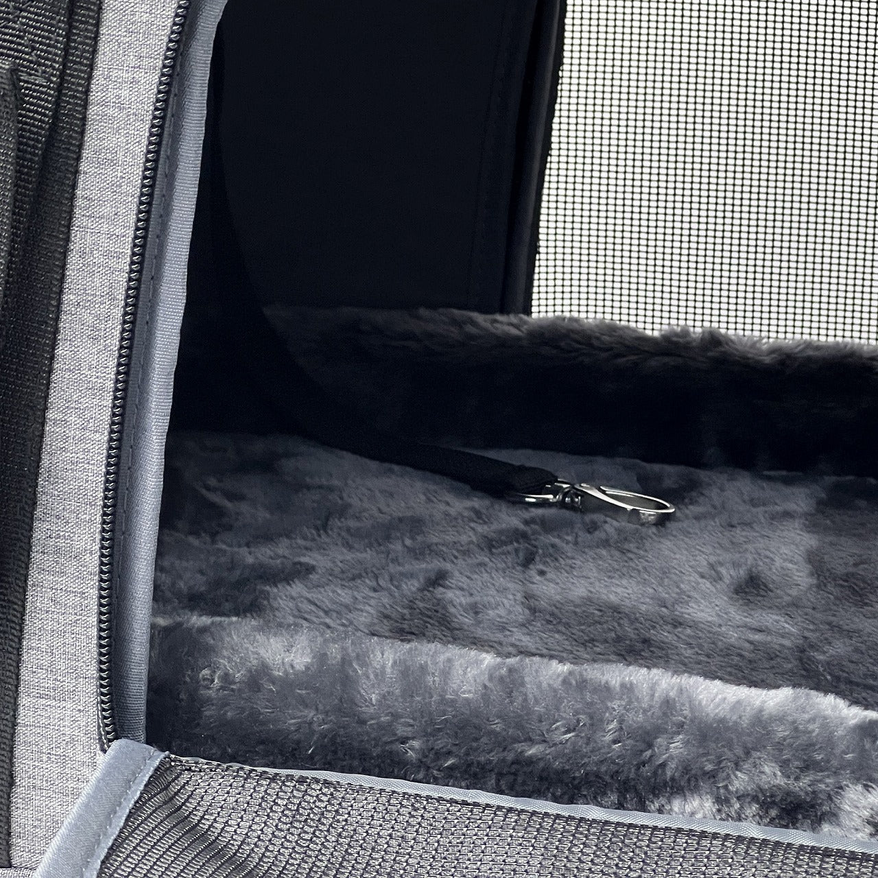 Mr. Peanuts Coronado Series Pet Car Seat & Mobile Crate