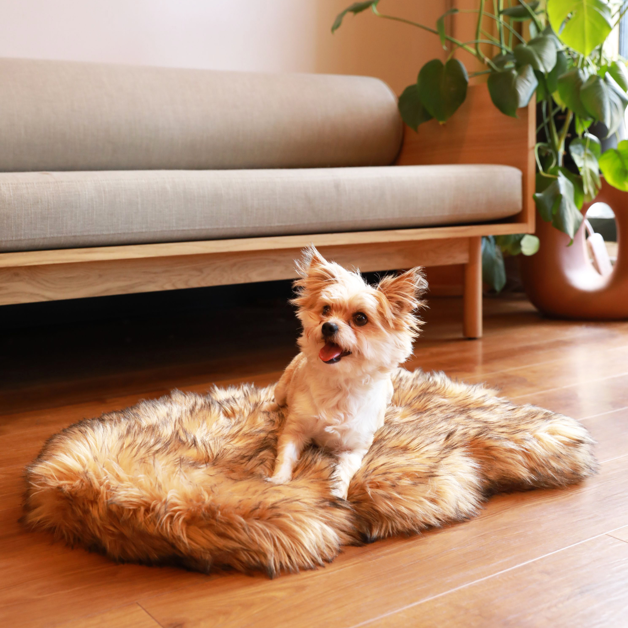 Puprug Faux Fur Orthopedic Dog Bed Curve Sable Tan