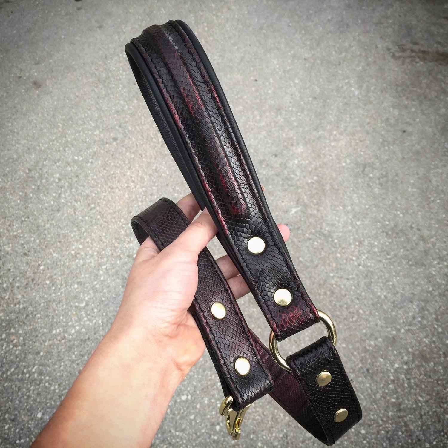 Bestia Cobra Leather Dog Leash