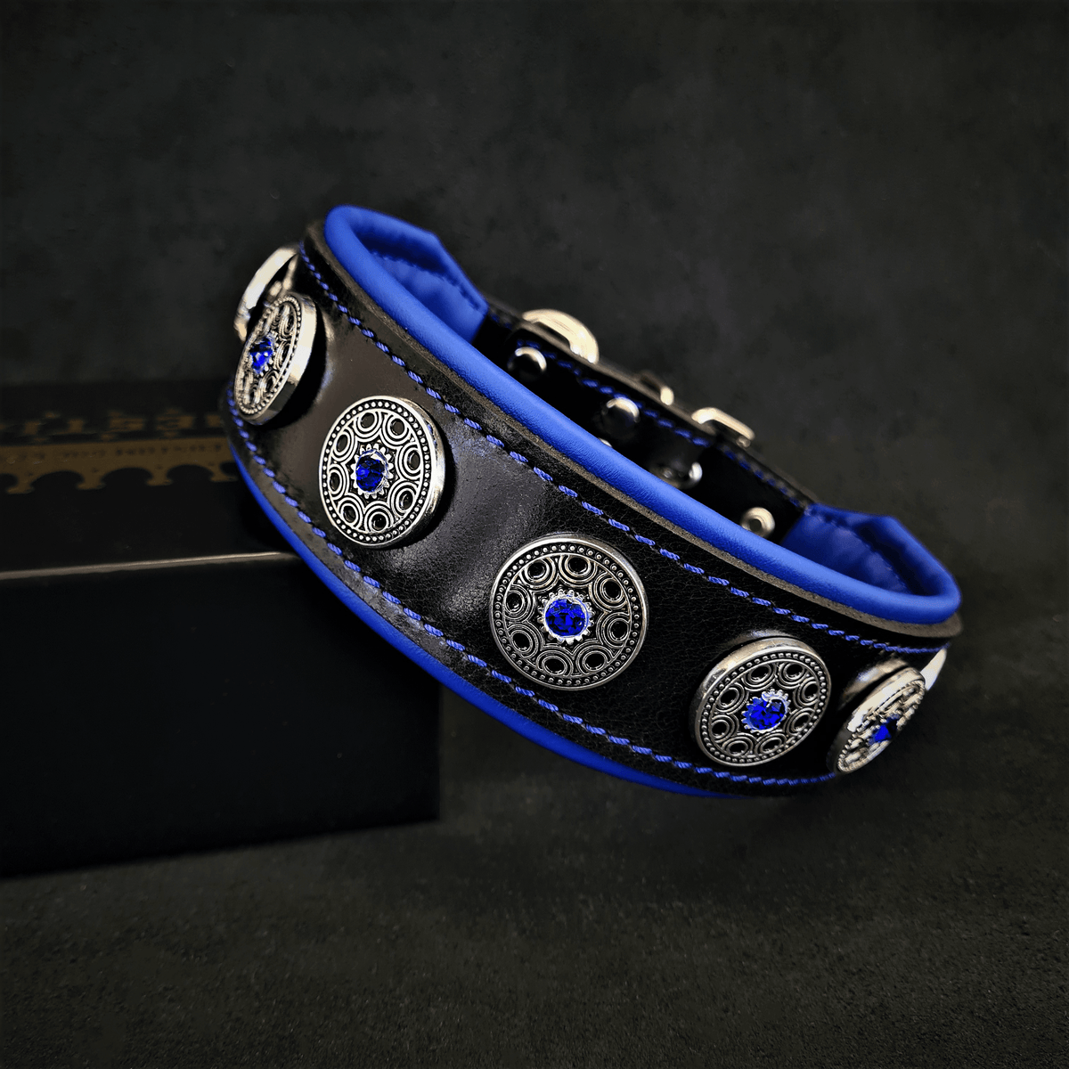 Bestia Bijou Black & Blue Leather Dog Collar