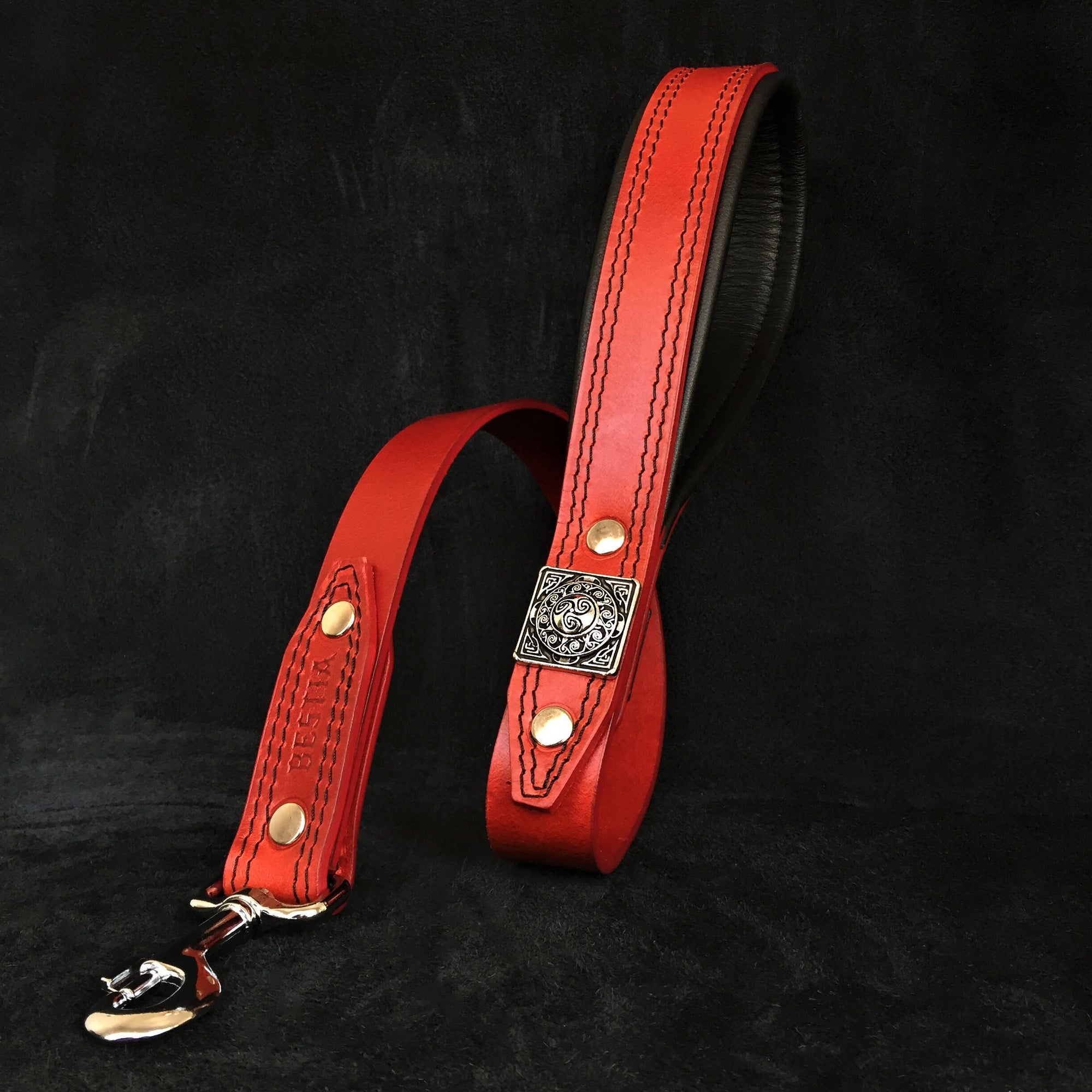 Bestia Eros 2.5-Inch Wide Red Leather Dog Collar