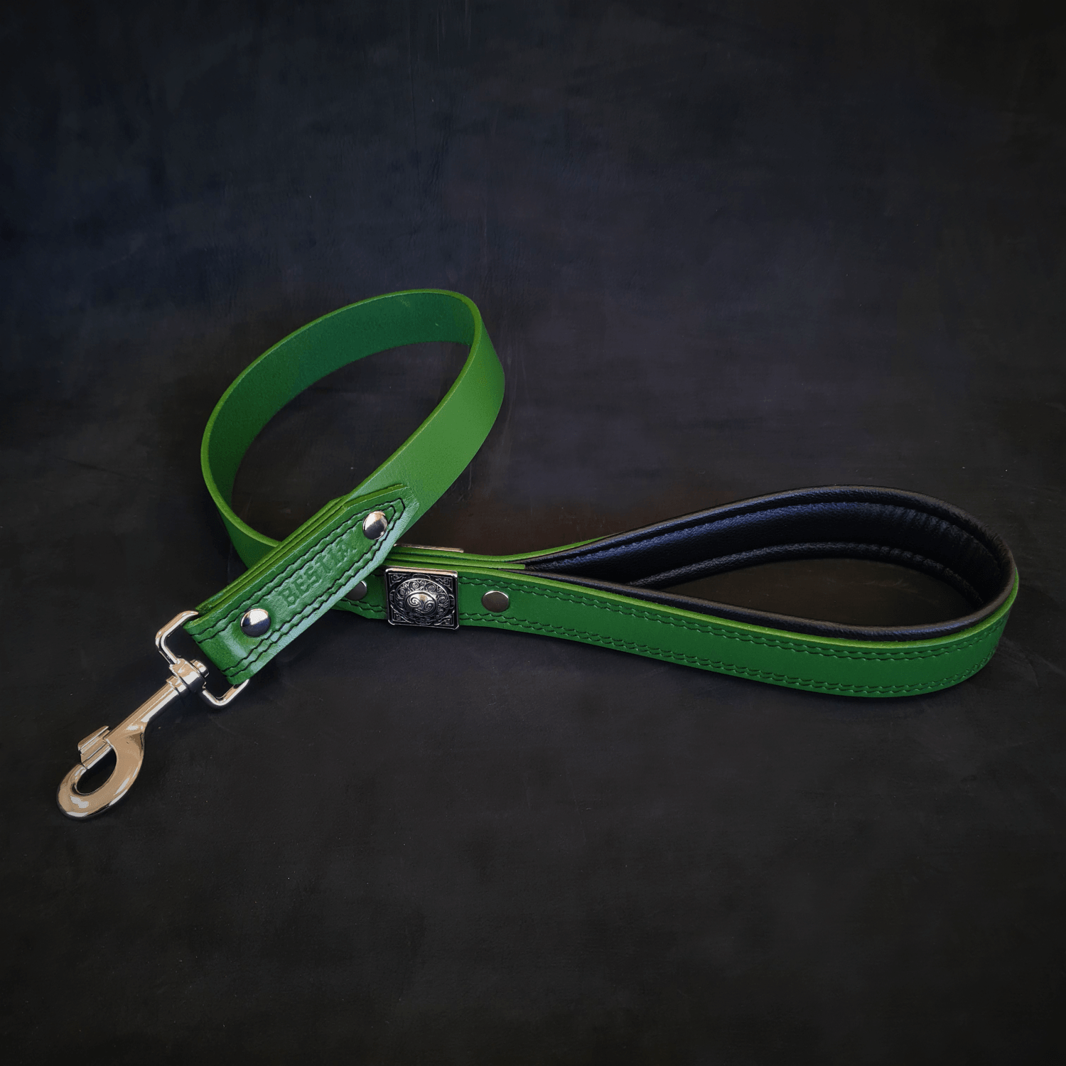Bestia Eros Green Leather Dog Leash