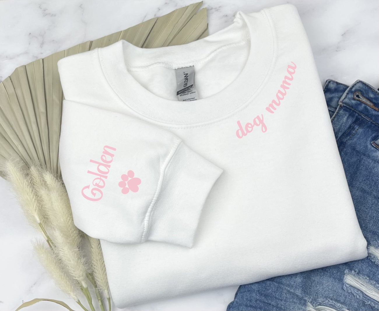 DOG MAMA & CUSTOM BREED ON SLEEVE Sweatshirt Unisex Crew Neck Crewneck Sweatshirt 2024 Design