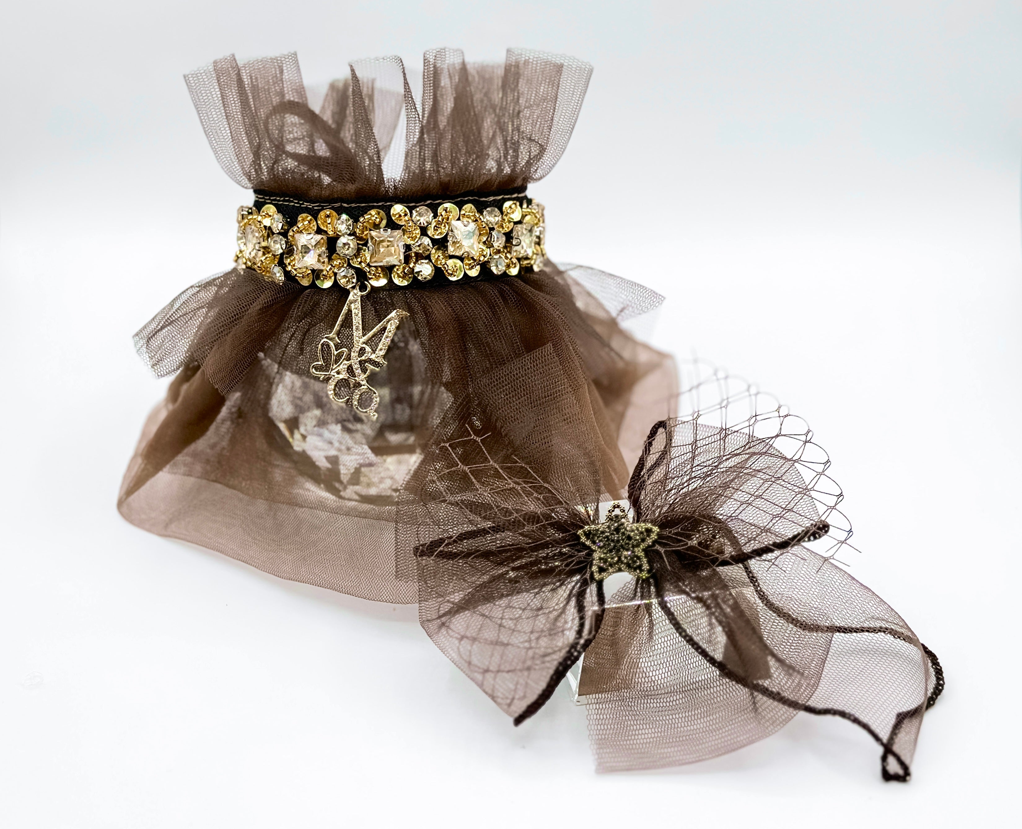 Signature: Golden Chestnut