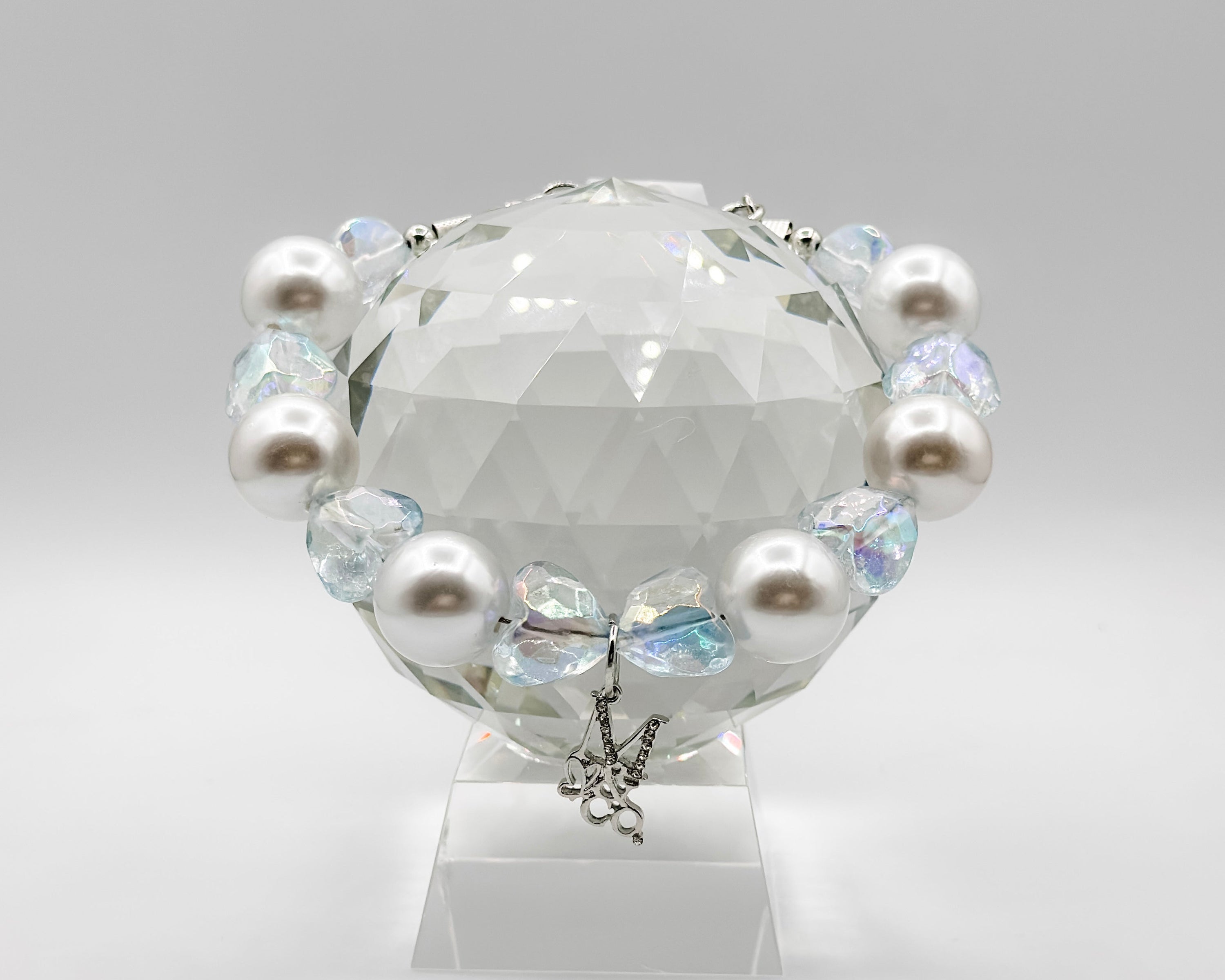 Necklace: Flow to Paris (Love Collection)