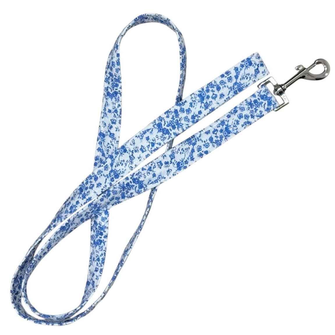 Heads or Tails Pup Blue Floral Toile Dog Leash