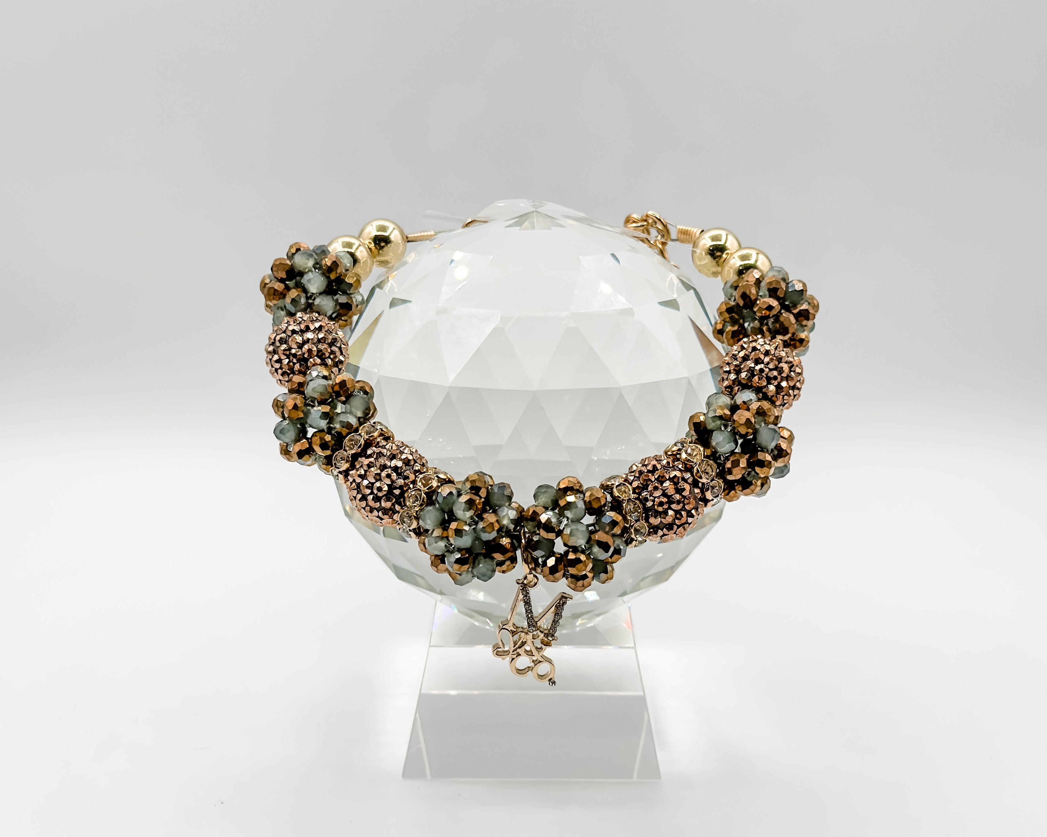 Necklace: Olive Gold Flakes (Royal Birthday Collection)