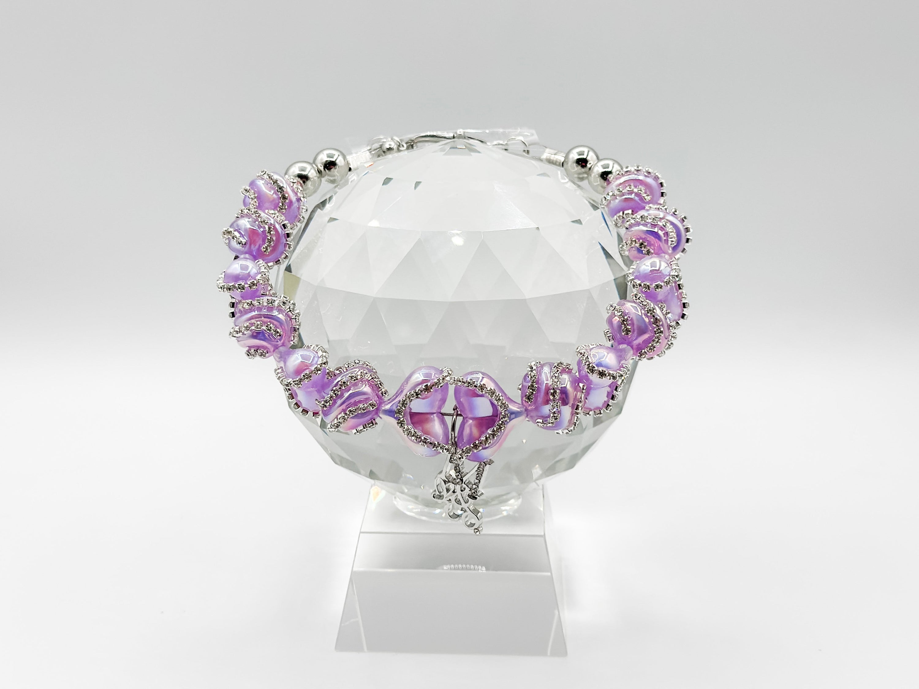 Formal Affair Necklace: Light Lavender