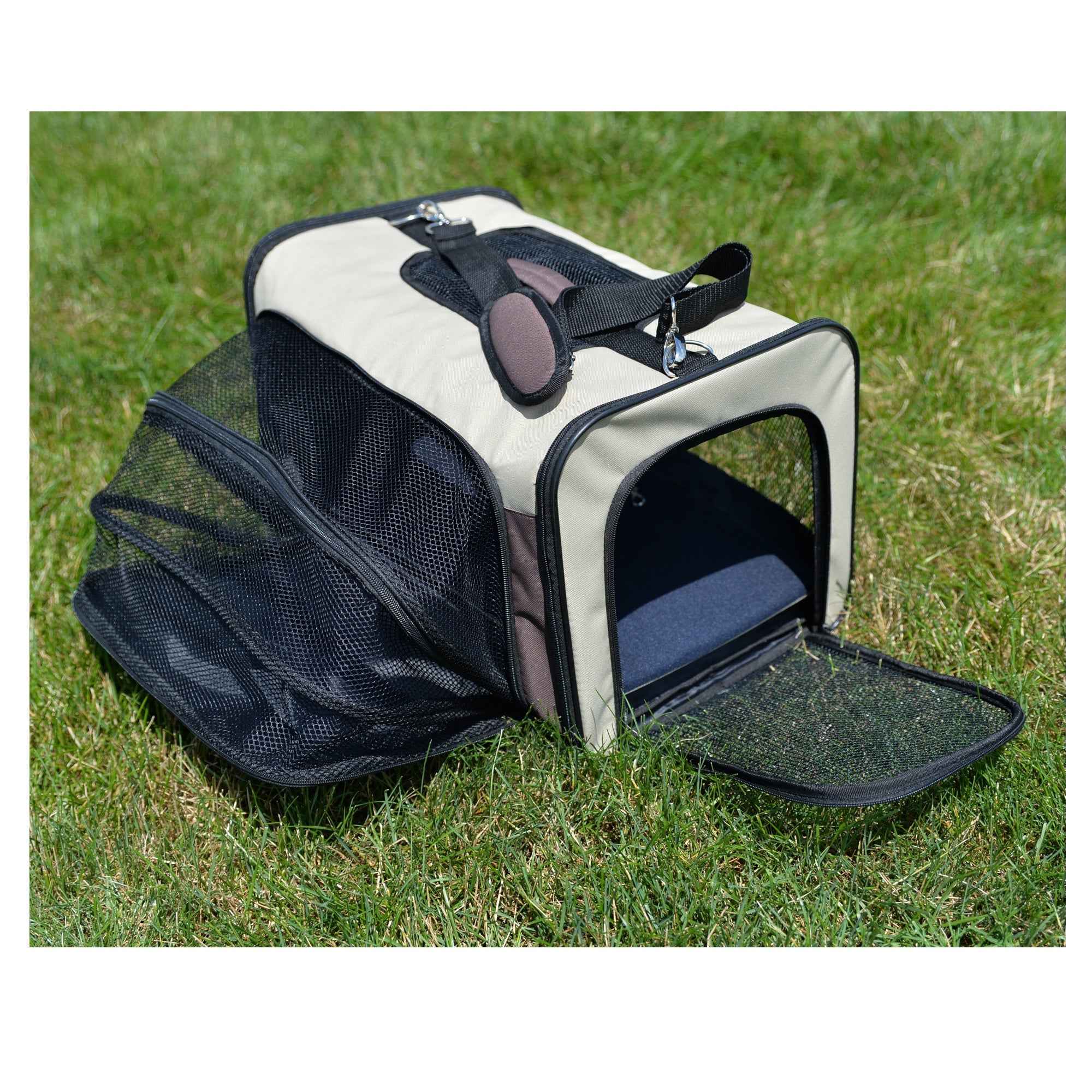 Armarkat AirlIne Approved Pet Carrier Soft Sided Pet Travel Carrier 4 Sides Expandable Cat Carrier With Fleece Pad for Cats Puppy and Small Dogs  PC102R