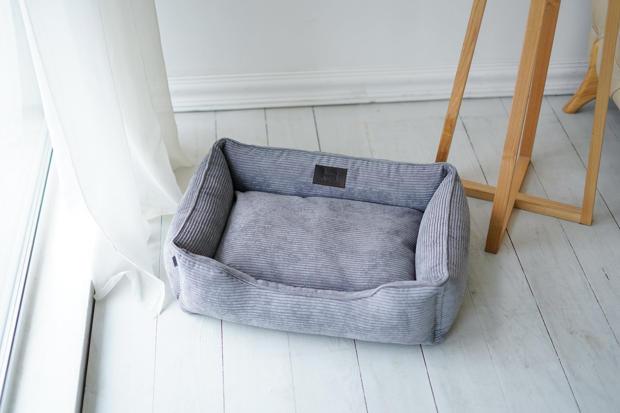 Corduroy Cat Bed Dreamer