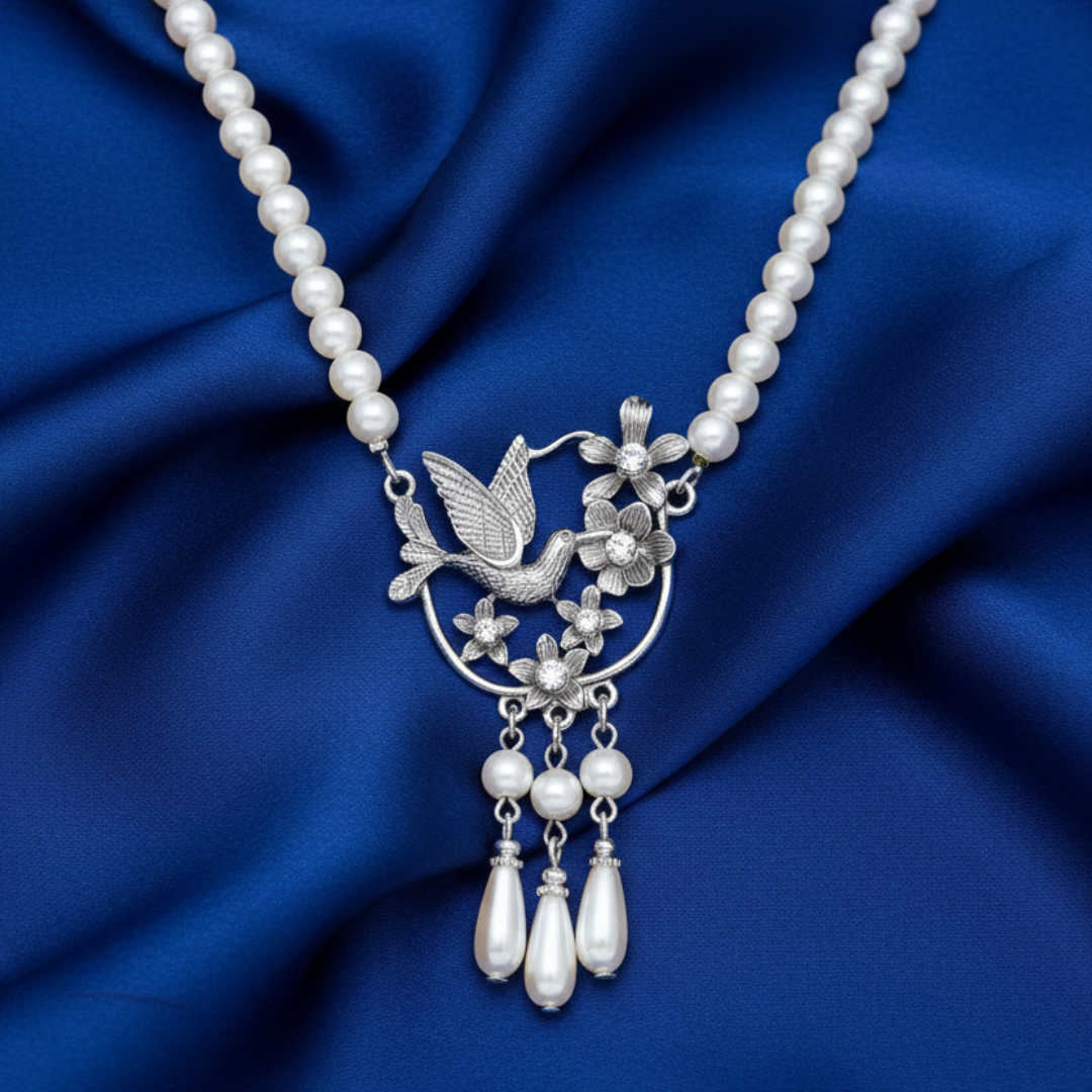 1928 Jewelry Hummingbird Crystal Flowers Faux Pearl Strand Necklace 16 Inch with 3 Inch Extension