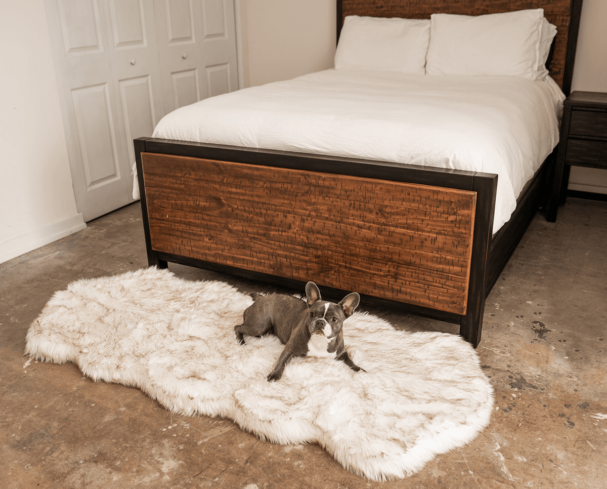 PupRug Runner Faux Fur Memory Foam Dog Bed Curve White with Brown Accents