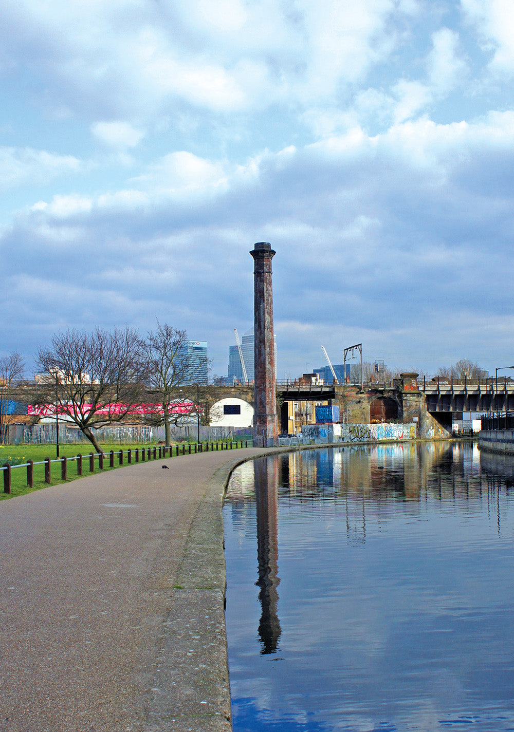 Inside Walking London's Waterways, Updated Edition – Book, ISBN 9781504800556
