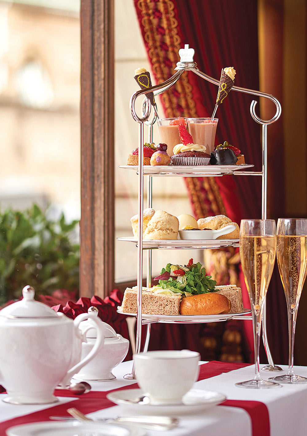 Londons Afternoon Teas, Revised and Expanded 2nd Edition