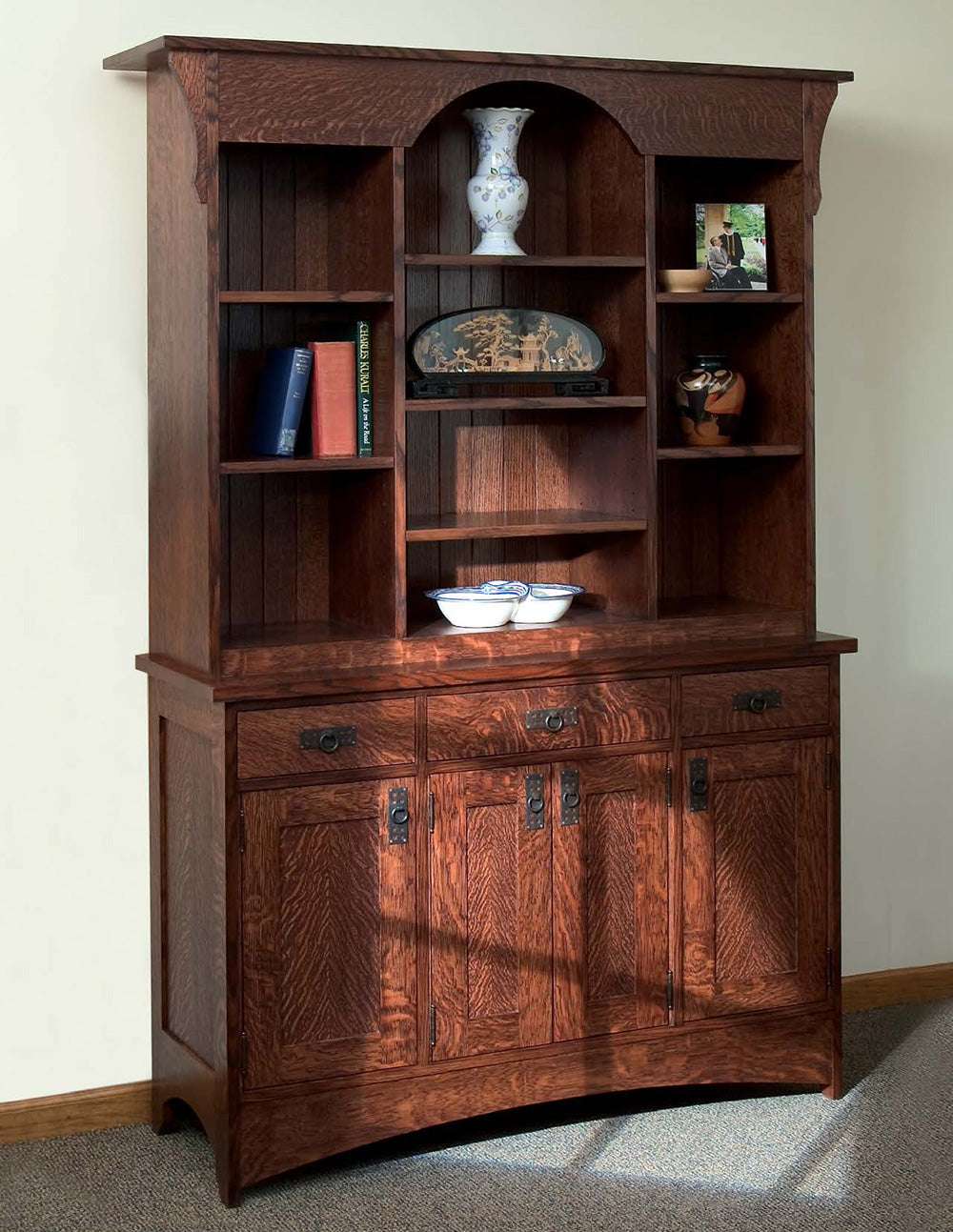 Cabinets & Storage Solutions