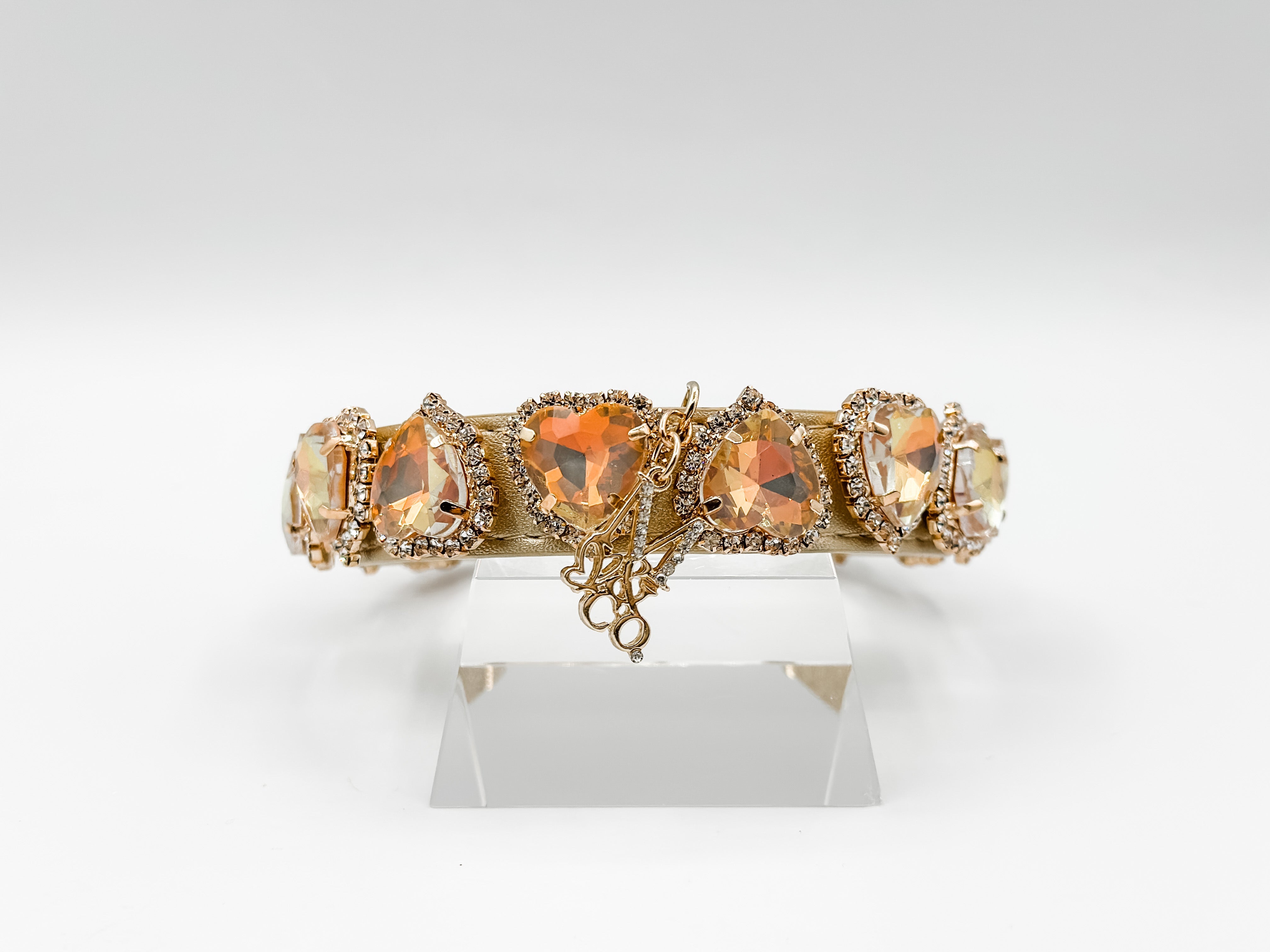 Cruise Gem Necklace I: Peach Blossoms