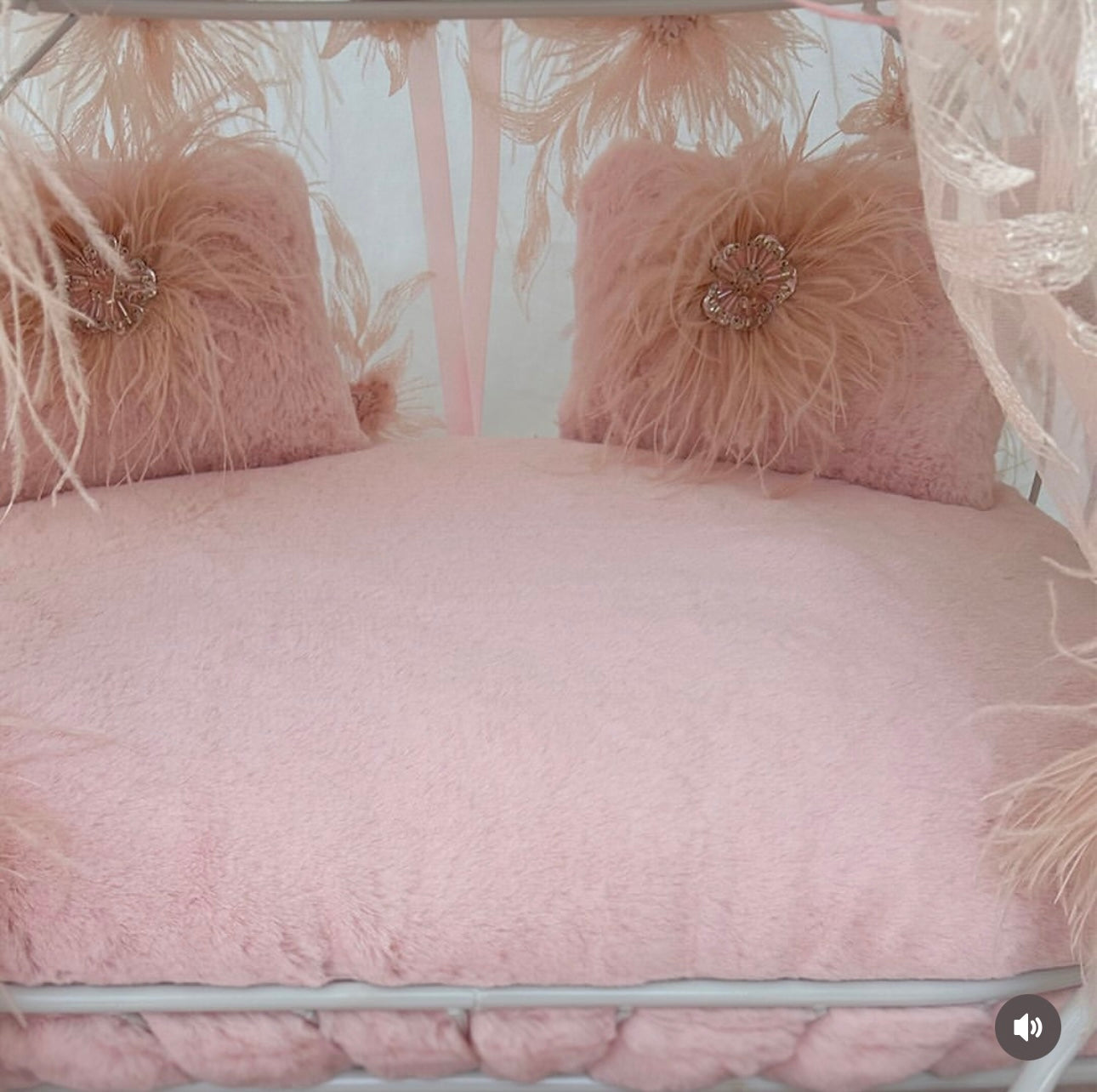 Hello Doggie Moulin Rouge Faux Fur Peach Dog Carriage Bed