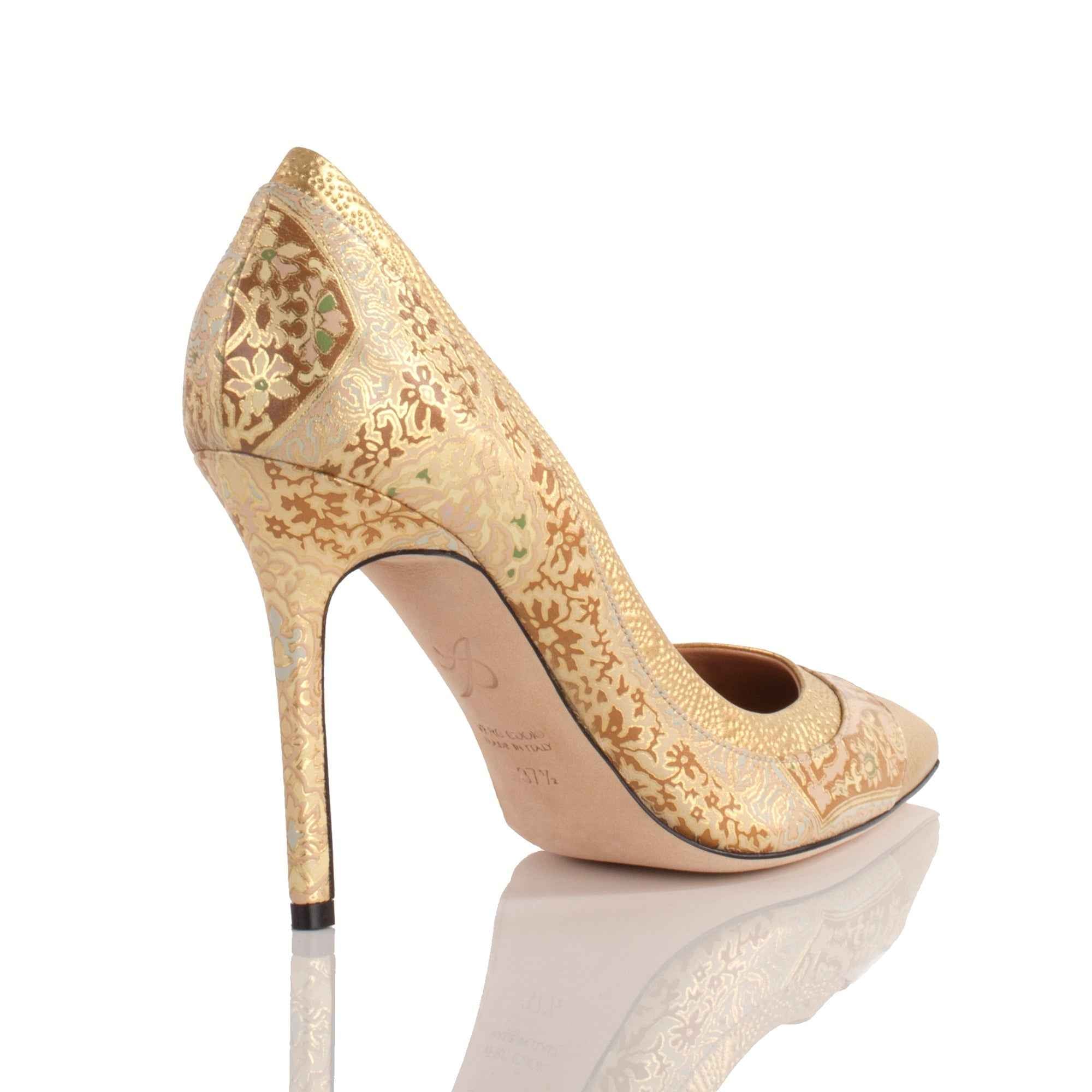 Allysa Payne Murjanah Gold-Trim Leather Pump