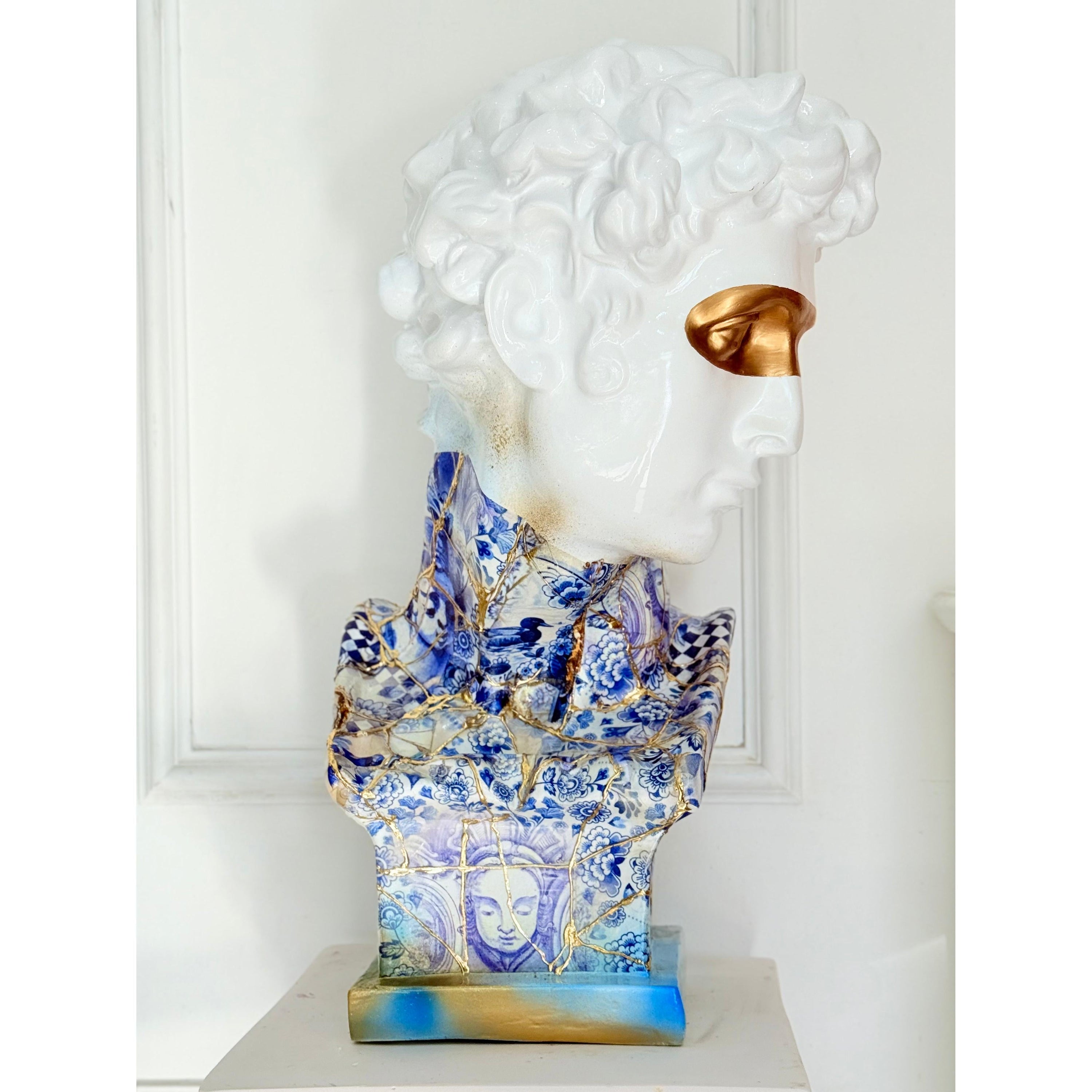 Giuliano de' Medici Bust - Kintsugi Design Red Designer-Inspired Decor Bust image 2 - HT Animal Supply