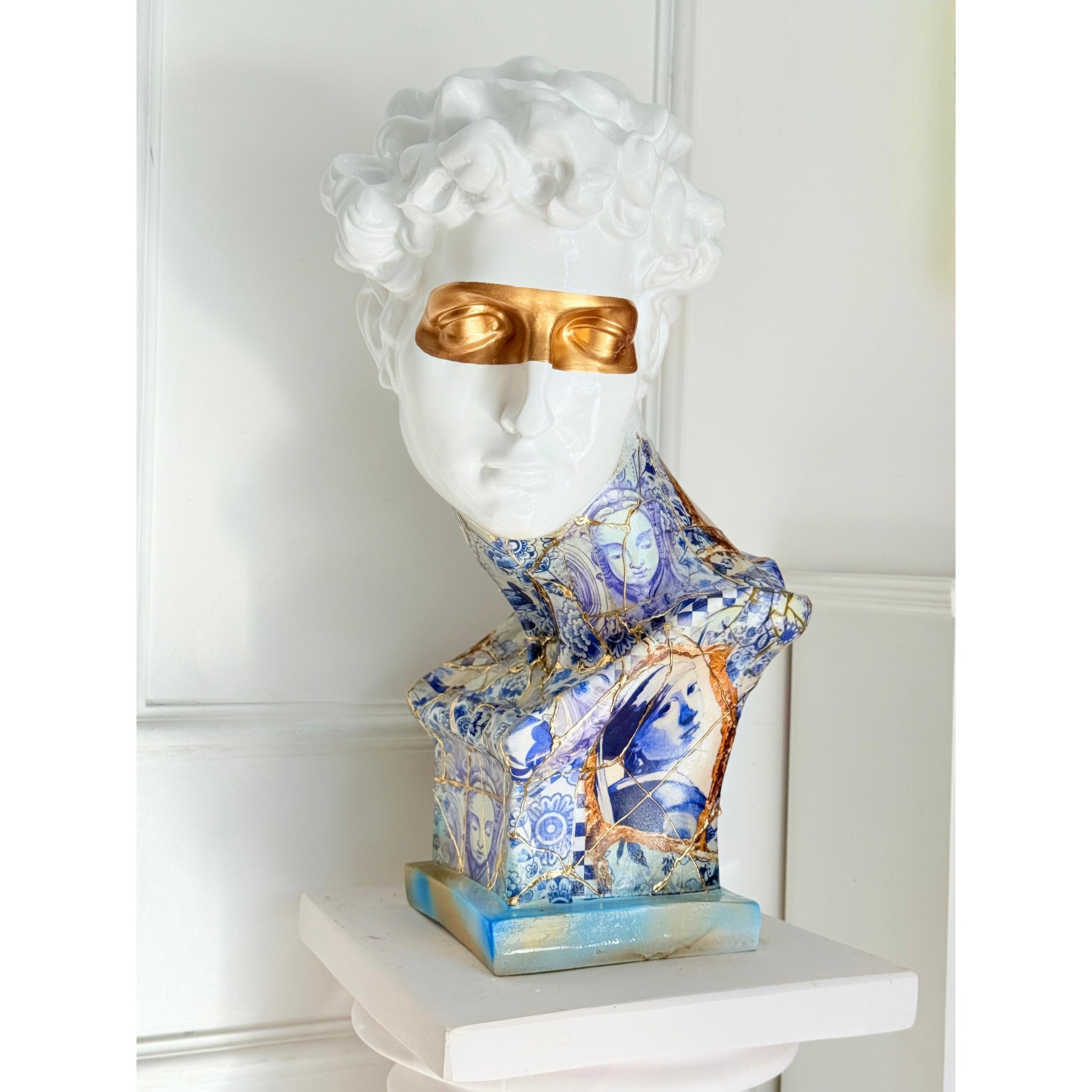 Giuliano de' Medici Bust - Kintsugi Design Red Designer-Inspired Decor Bust image 3 - HT Animal Supply