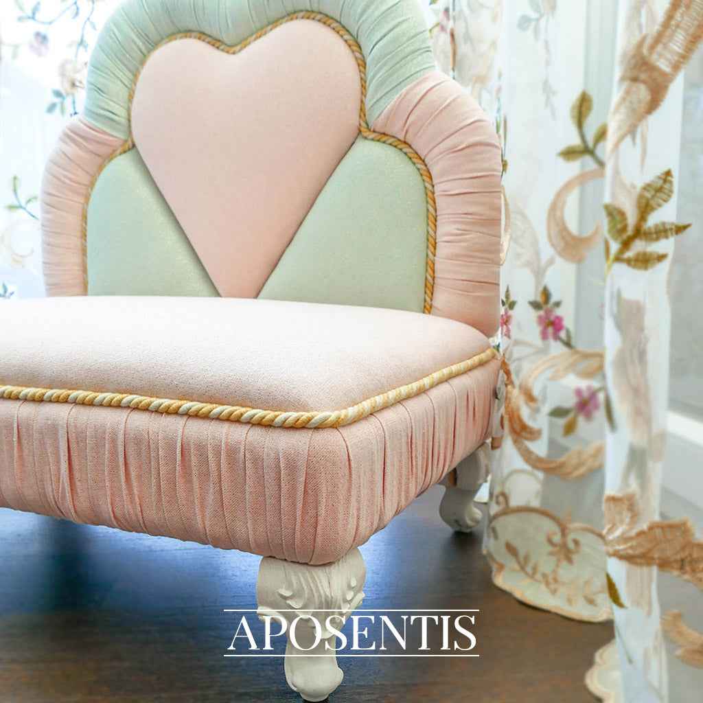Valentina Heart Detail Luxury Dog and Cat Bed
