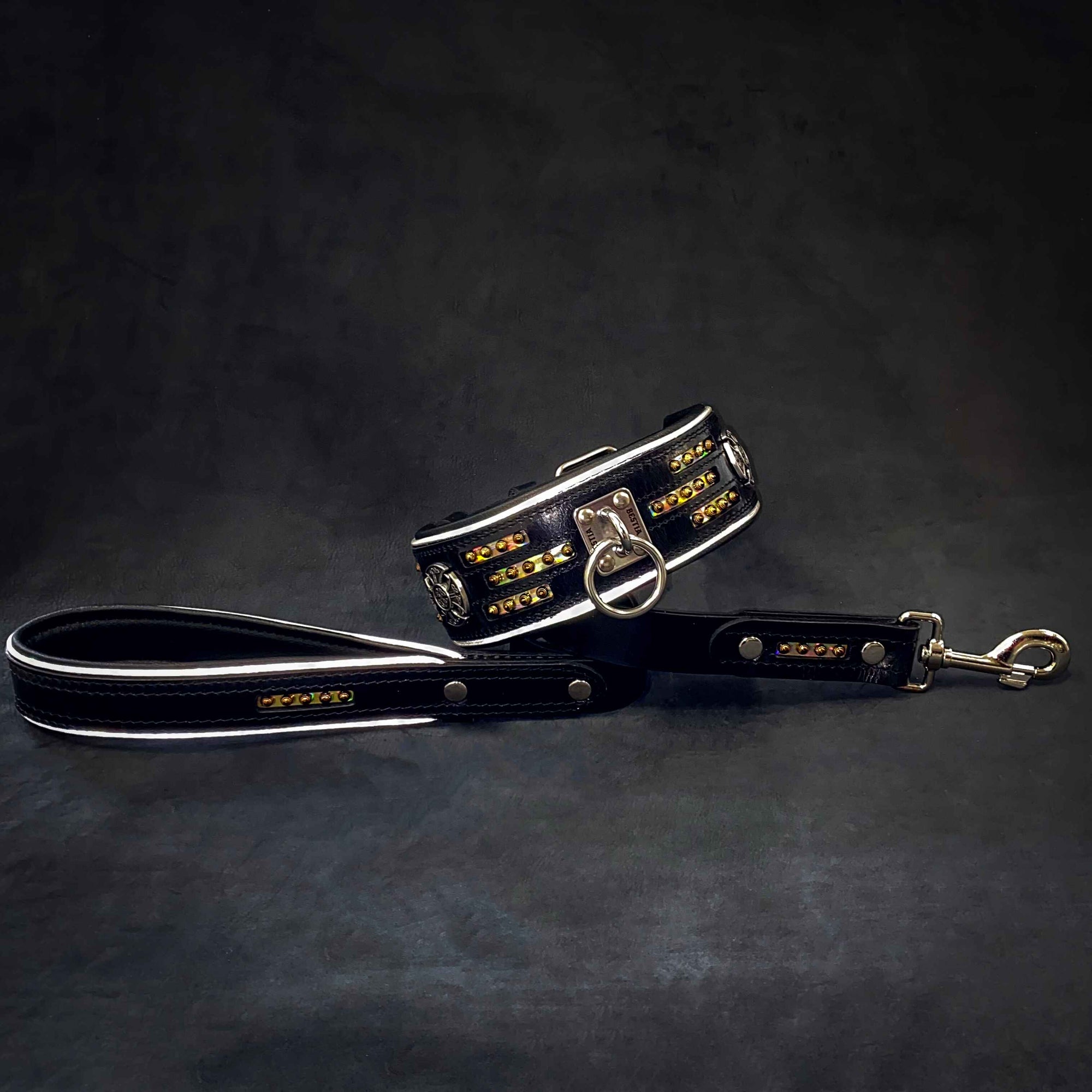 Bestia Atlantis Leather Dog Collar