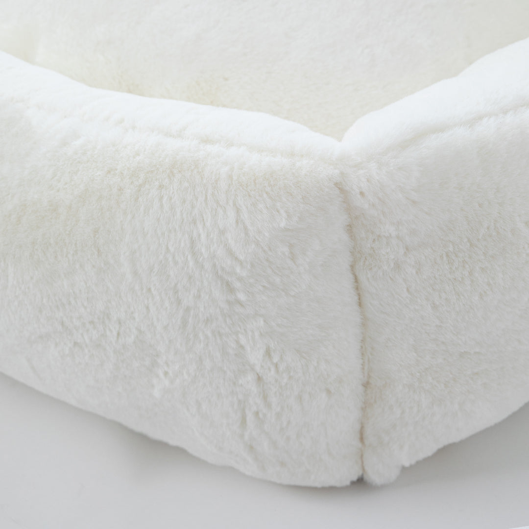 Hello Doggie Big Baby Faux Fur Ultra-Plush Natural Dog Bed