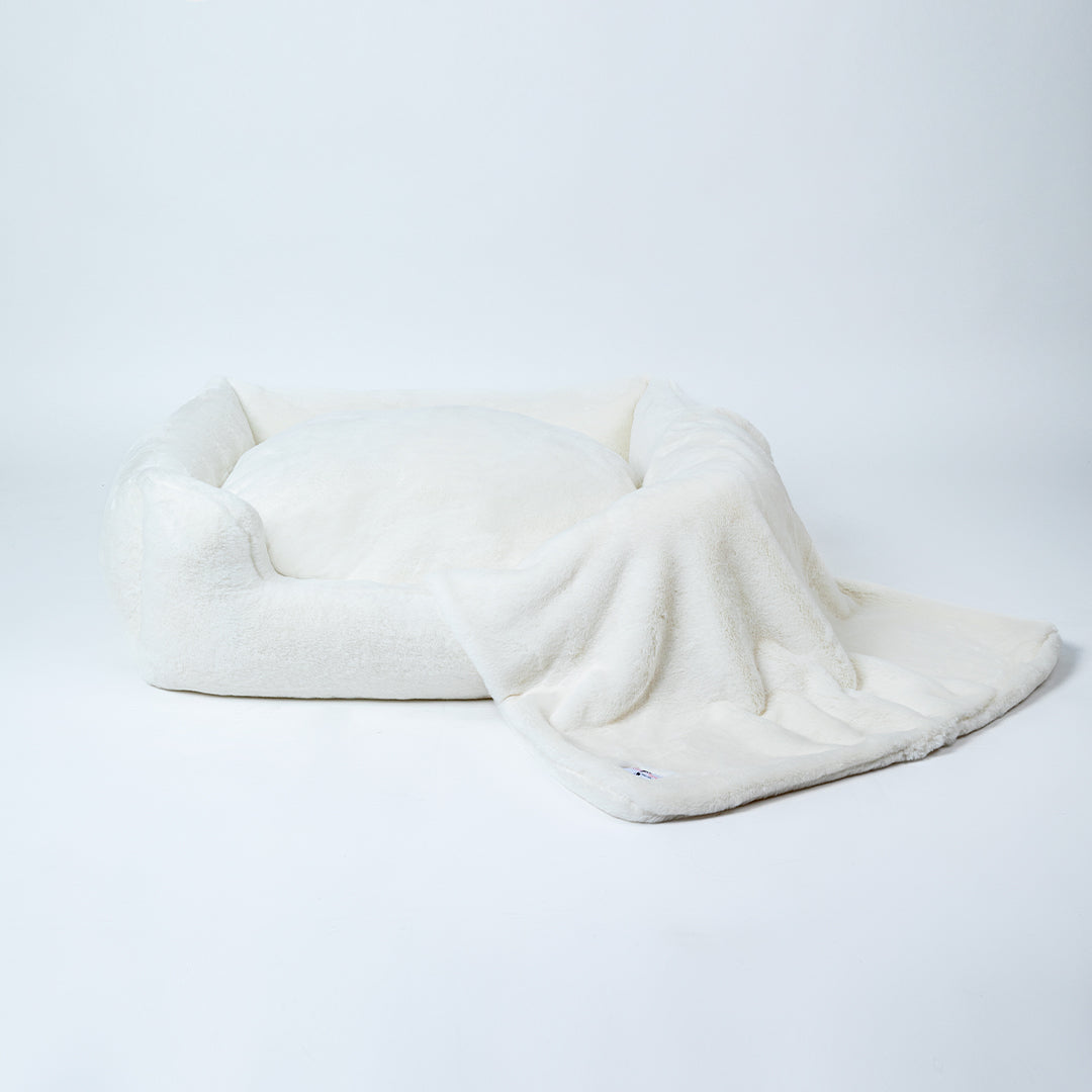 Hello Doggie Big Baby Faux Fur Ultra-Plush Natural Dog Bed