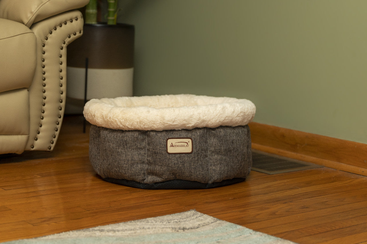 Cozy Cat Bed in Beige and Gray C105HHS/MB