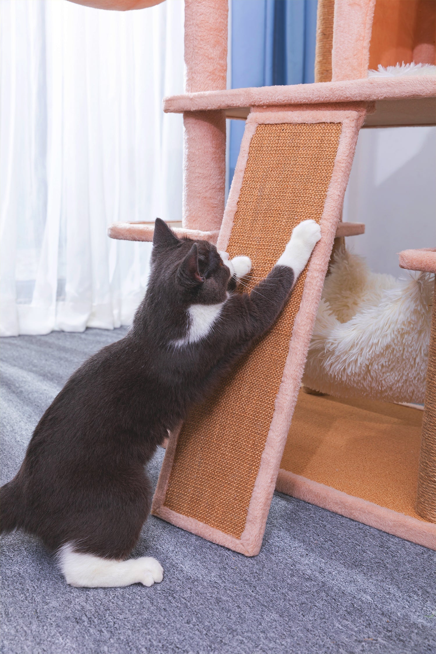 Castle Deluxe Cat Tower