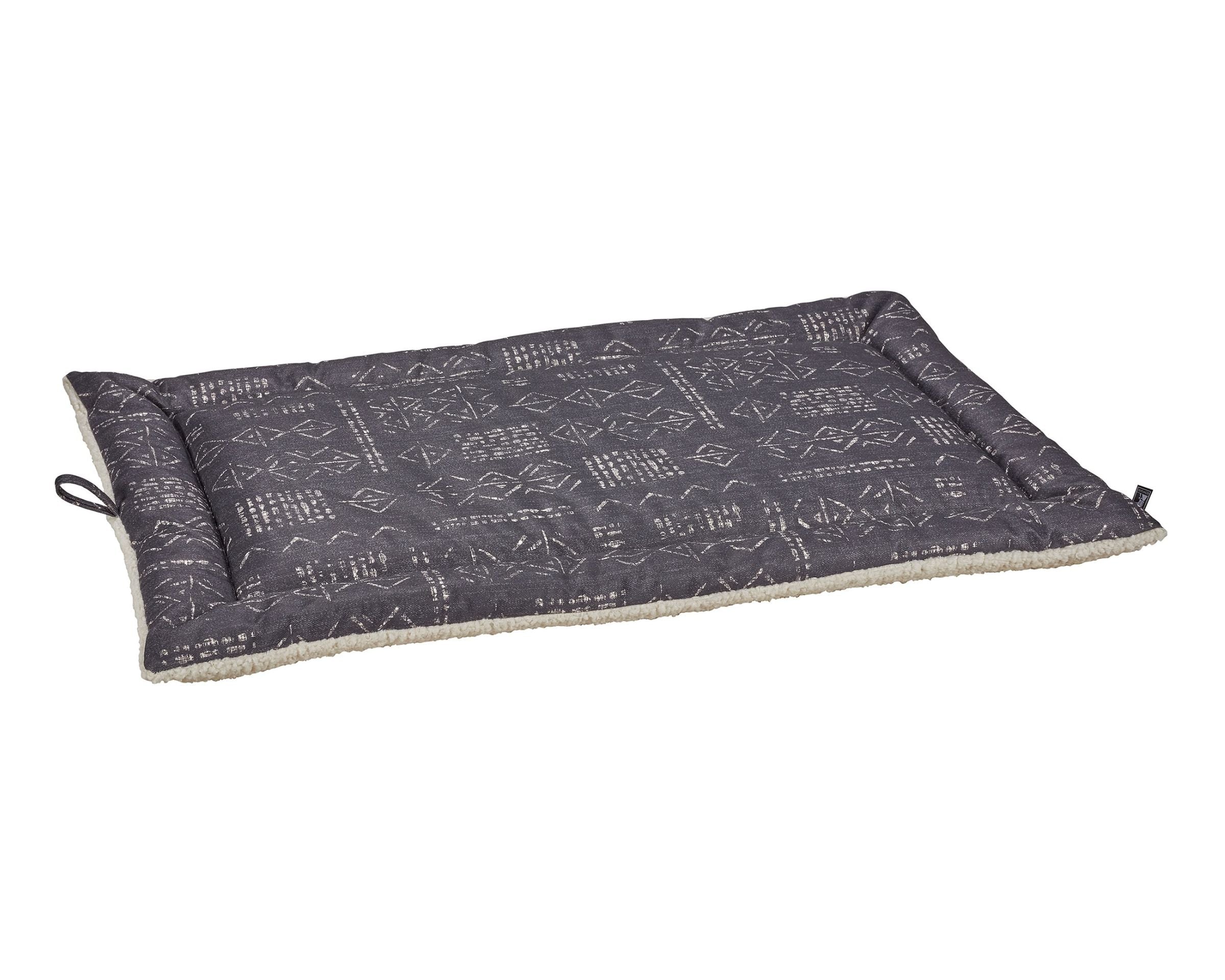 Bowsers Cosmopolitan Faux Fur Dog Mat – Reversible & Washable Travel Pad