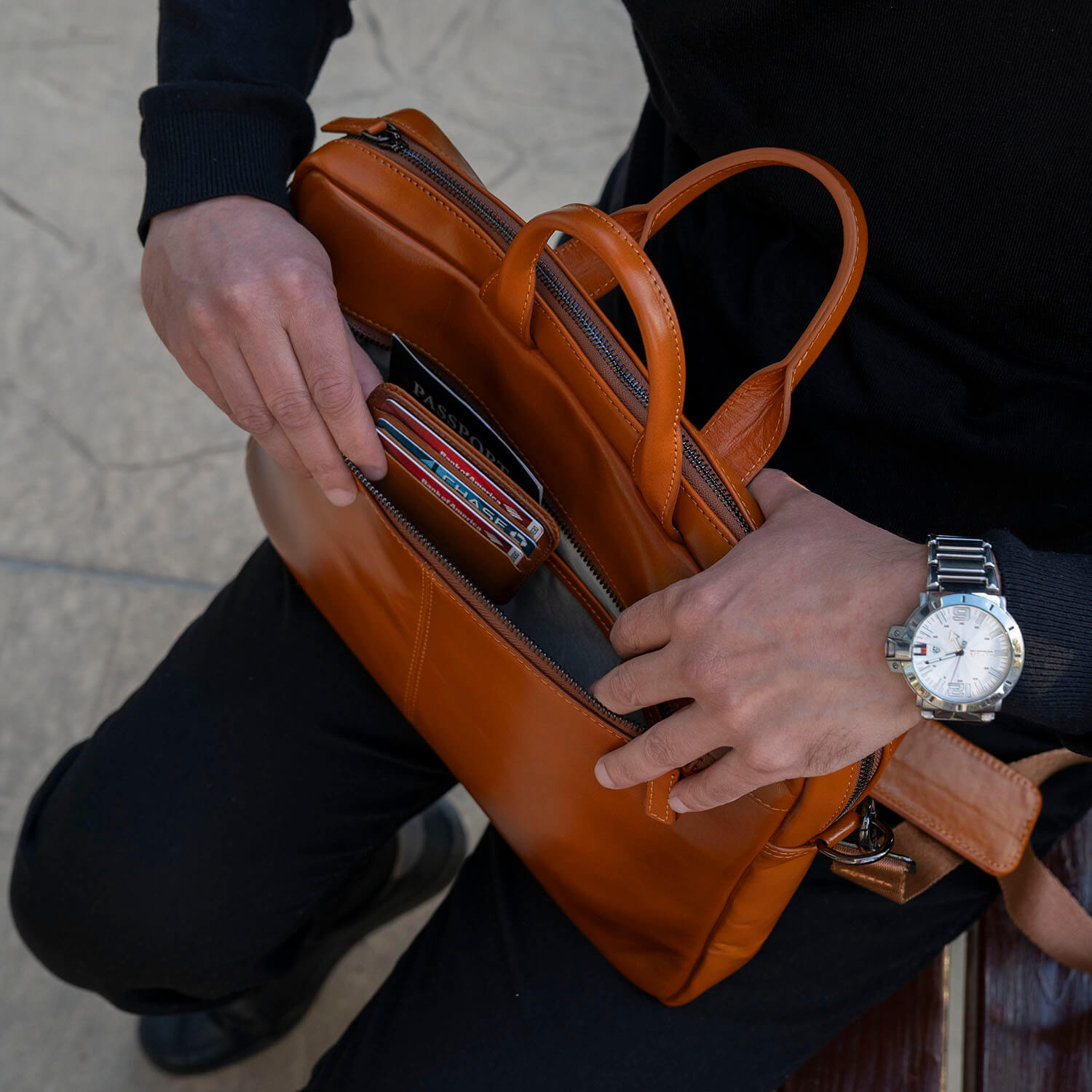 Classic Leather Laptop Bag Camel Brown Hollywood