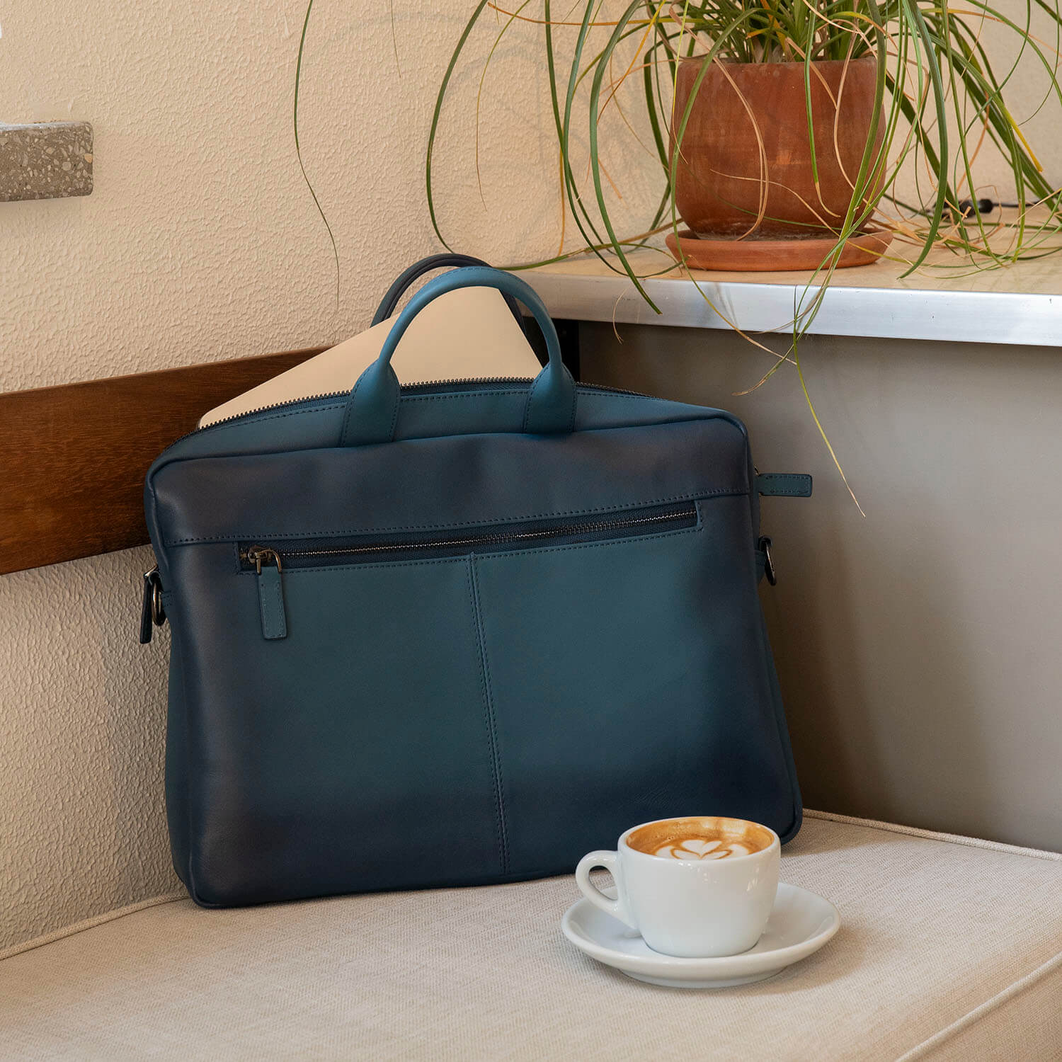Classic Leather Laptop Bag Blue Hollywood