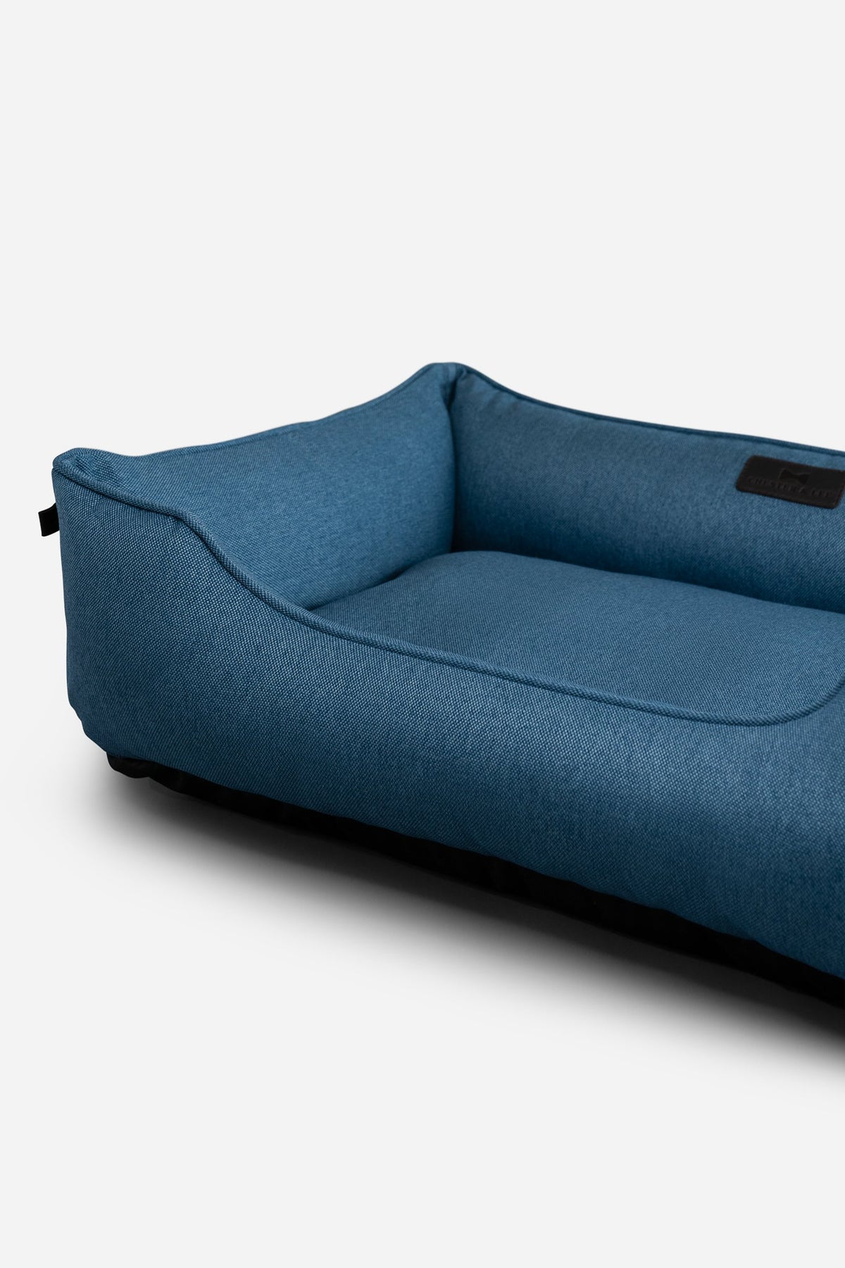 Chester & Lee | Cotton Sleeper Dog Bed Denim | HT Animal Supply