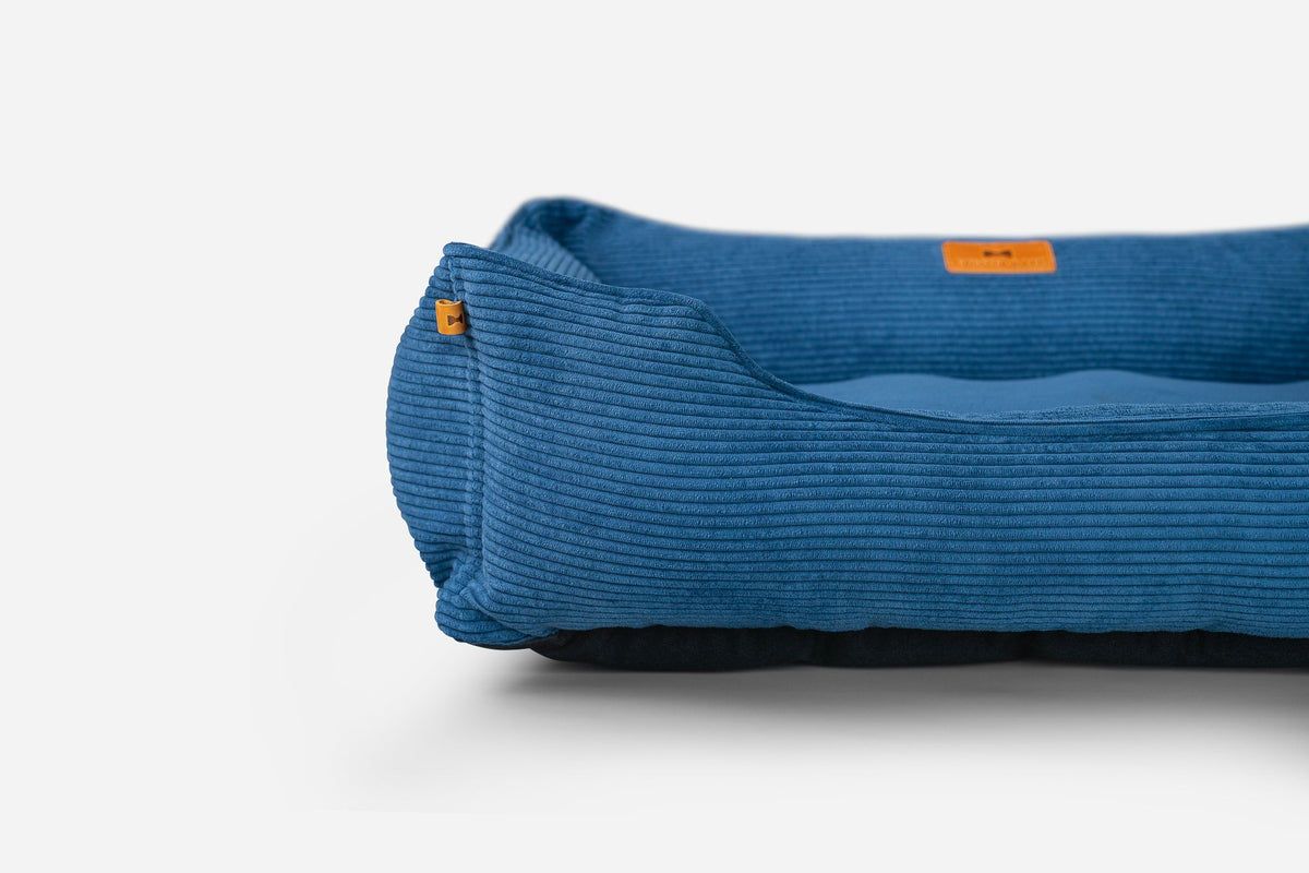 Chester & Lee | Fancy Corduroy Sleeper Dog Bed | HT Animal Supply