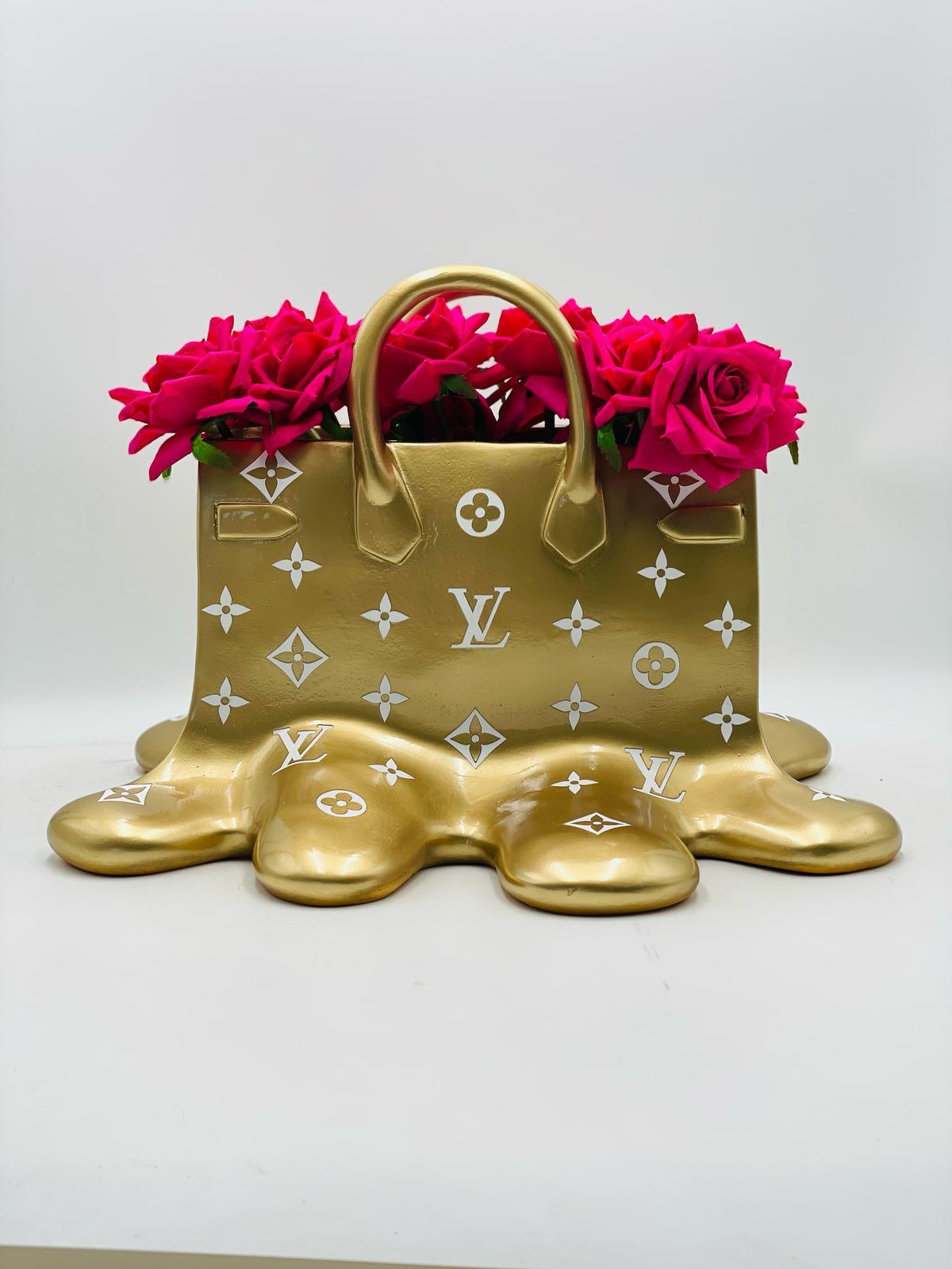 Golden Icon Bag Vase – Customizable Louis-Inspired Luxury Decor