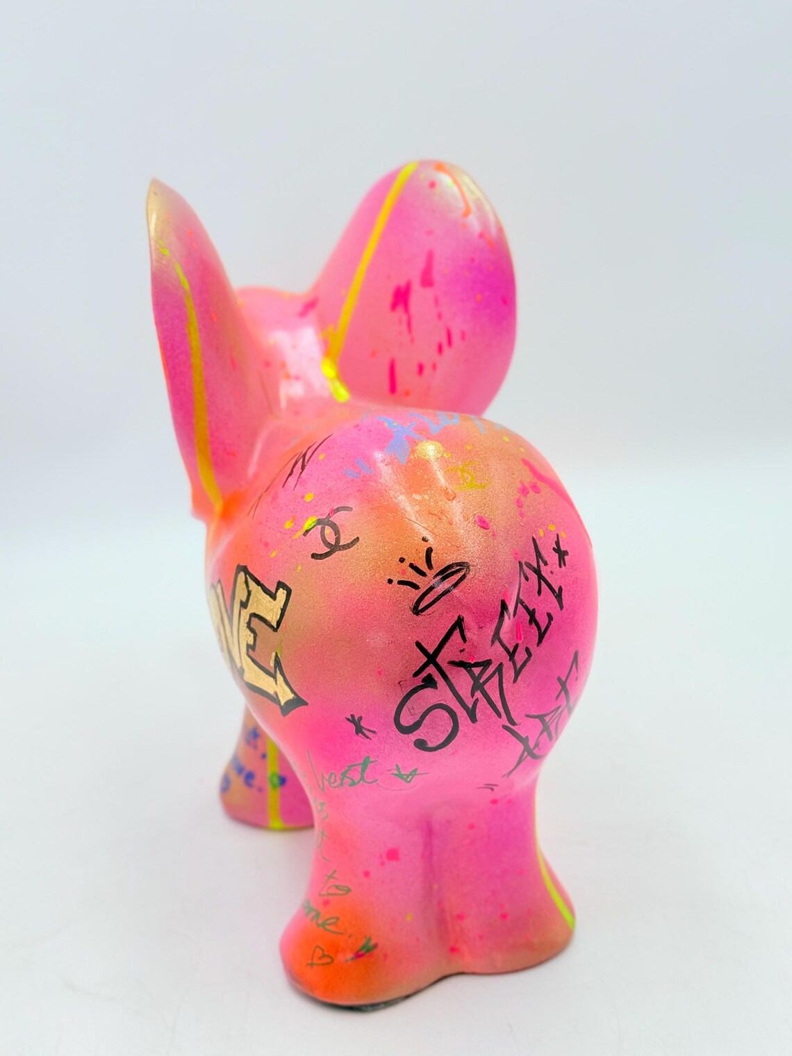 Feng Shui and Graffiti Elephant Sculpture – Love Pop Elephant
