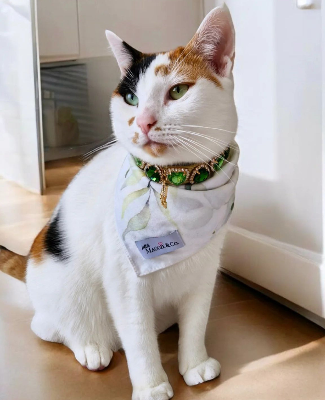 Cruise Gem Necklace II: Clover