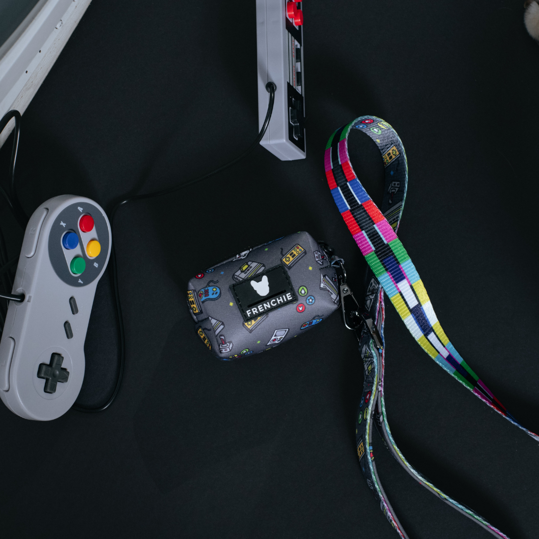 Frenchie Poo Bag Holder - Gamer