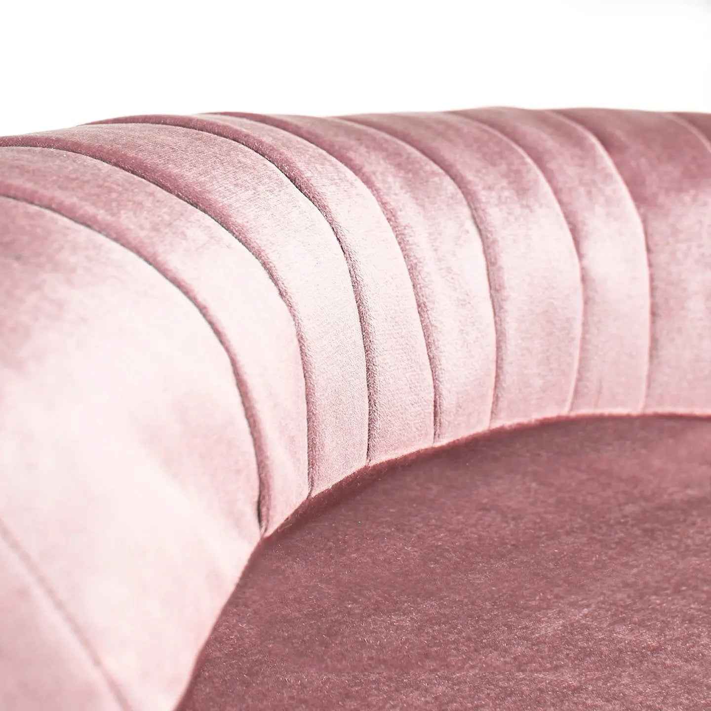 Greta Garbo Powder Pink Dog Bed